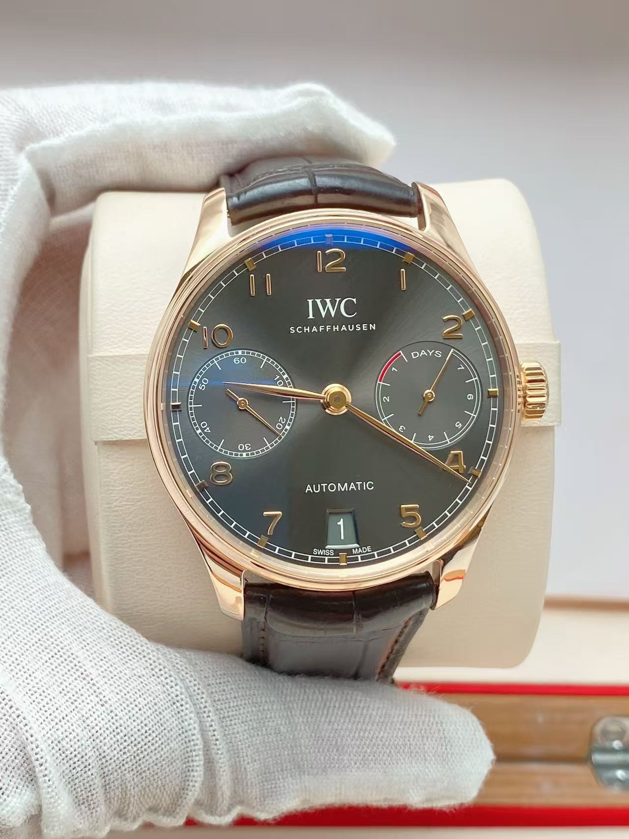 IWC IW500702 detail 4