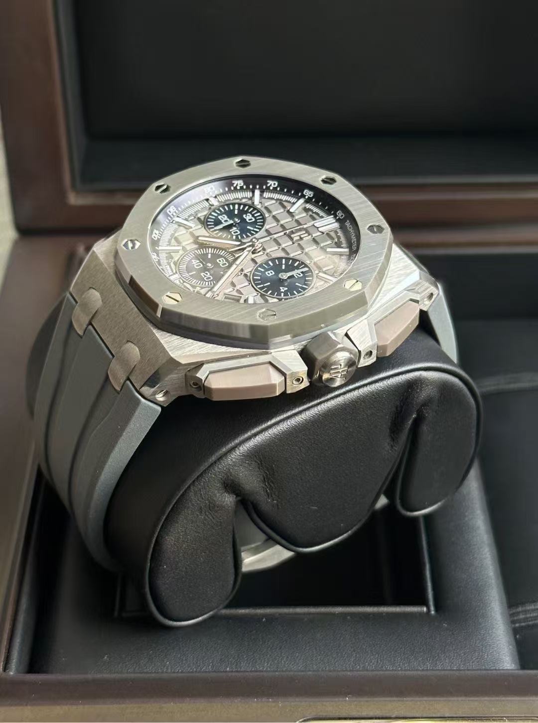 Audemars Piguet 26420IO.OO.A009CA.01 detail 3