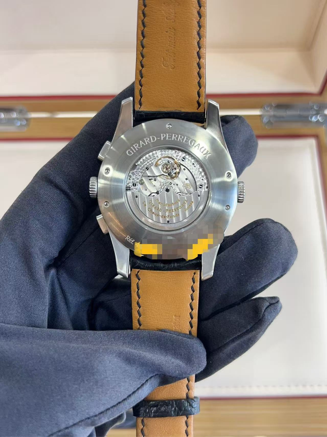 Girard Perregaux 49805-11-650-BA6A detail 1