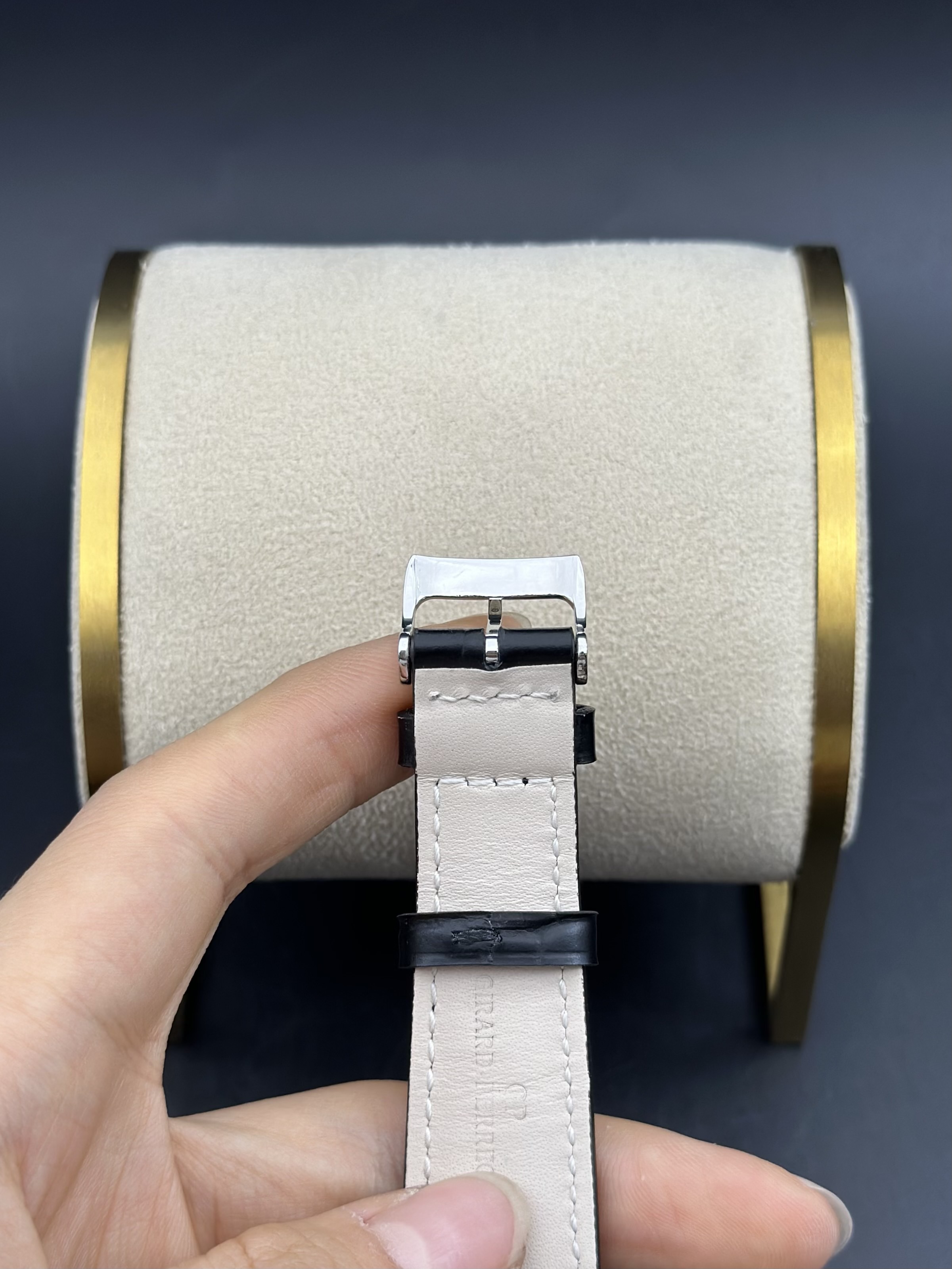 Girard Perregaux 49555D11A131-BB60 detail 6