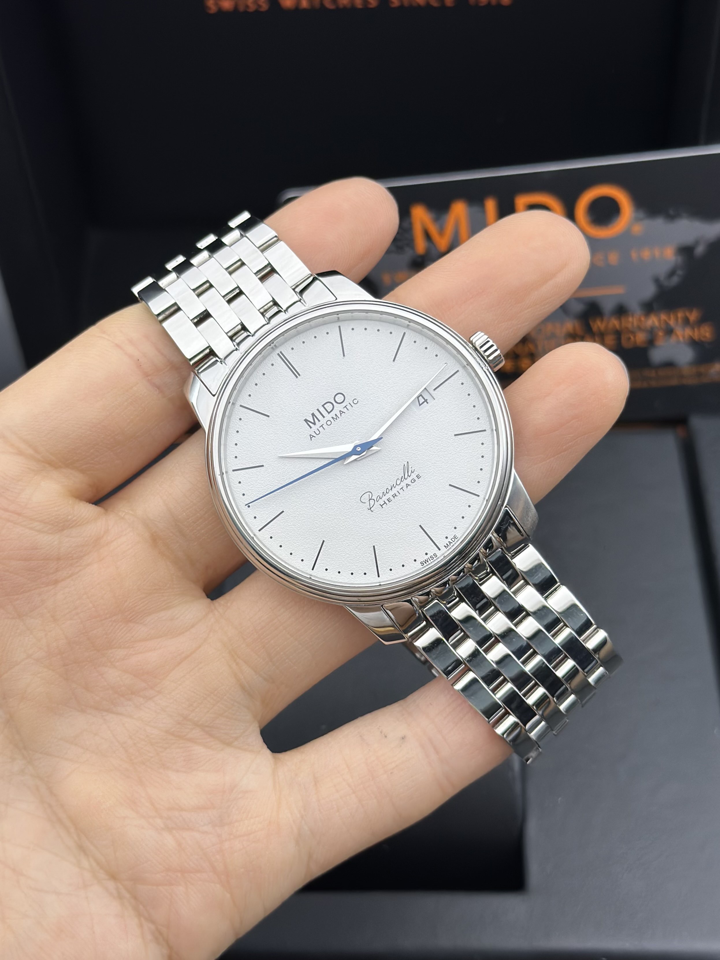 Mido M027.407.11.010.00 detail 1