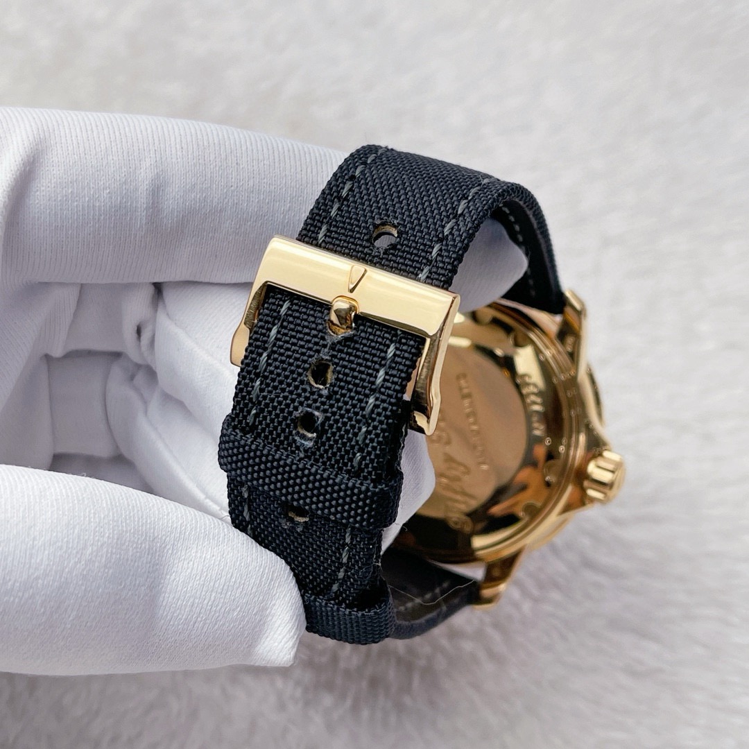 Blancpain 5015-3630-52a detail 5