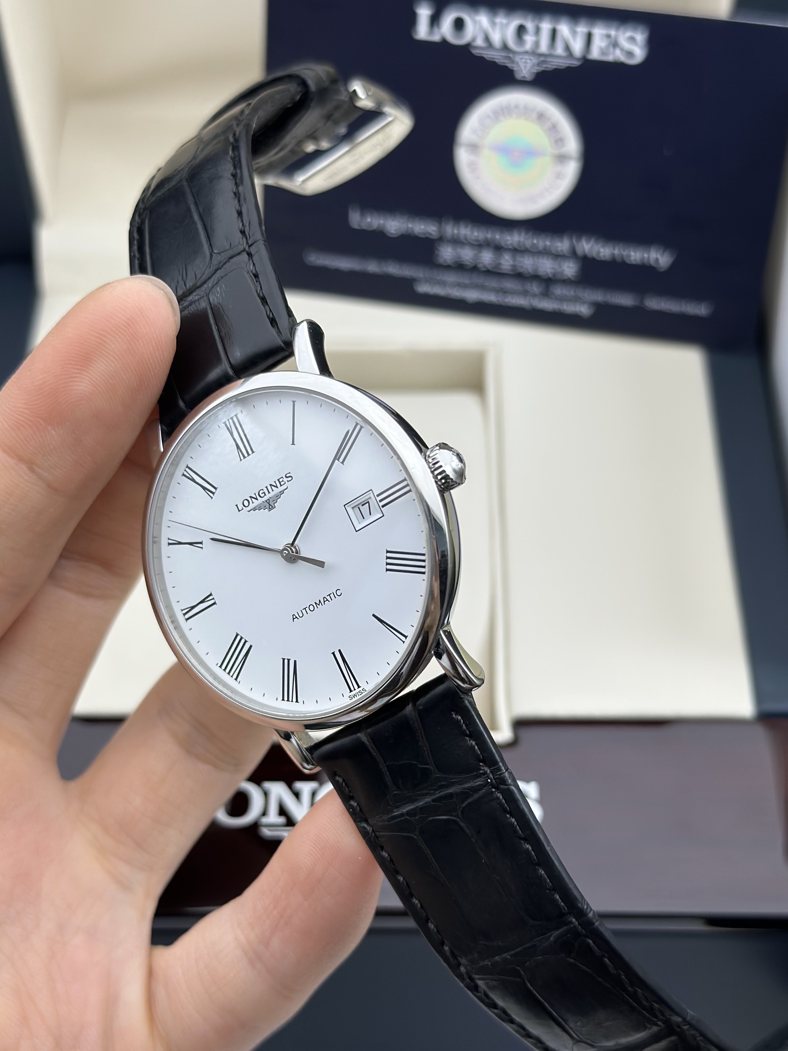 Longines L4.910.4.11.2 detail 3