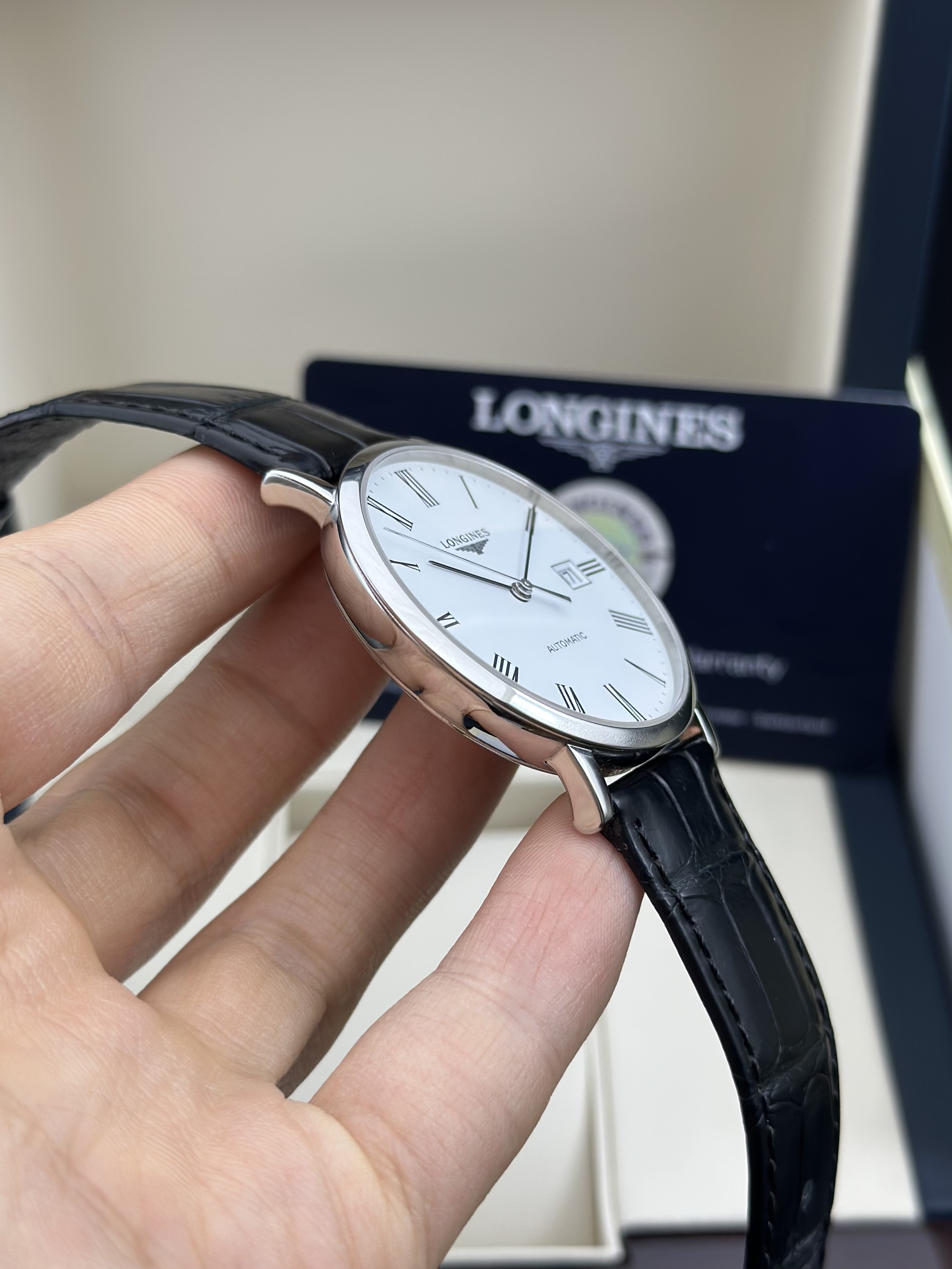 Longines L4.910.4.11.2 detail 1