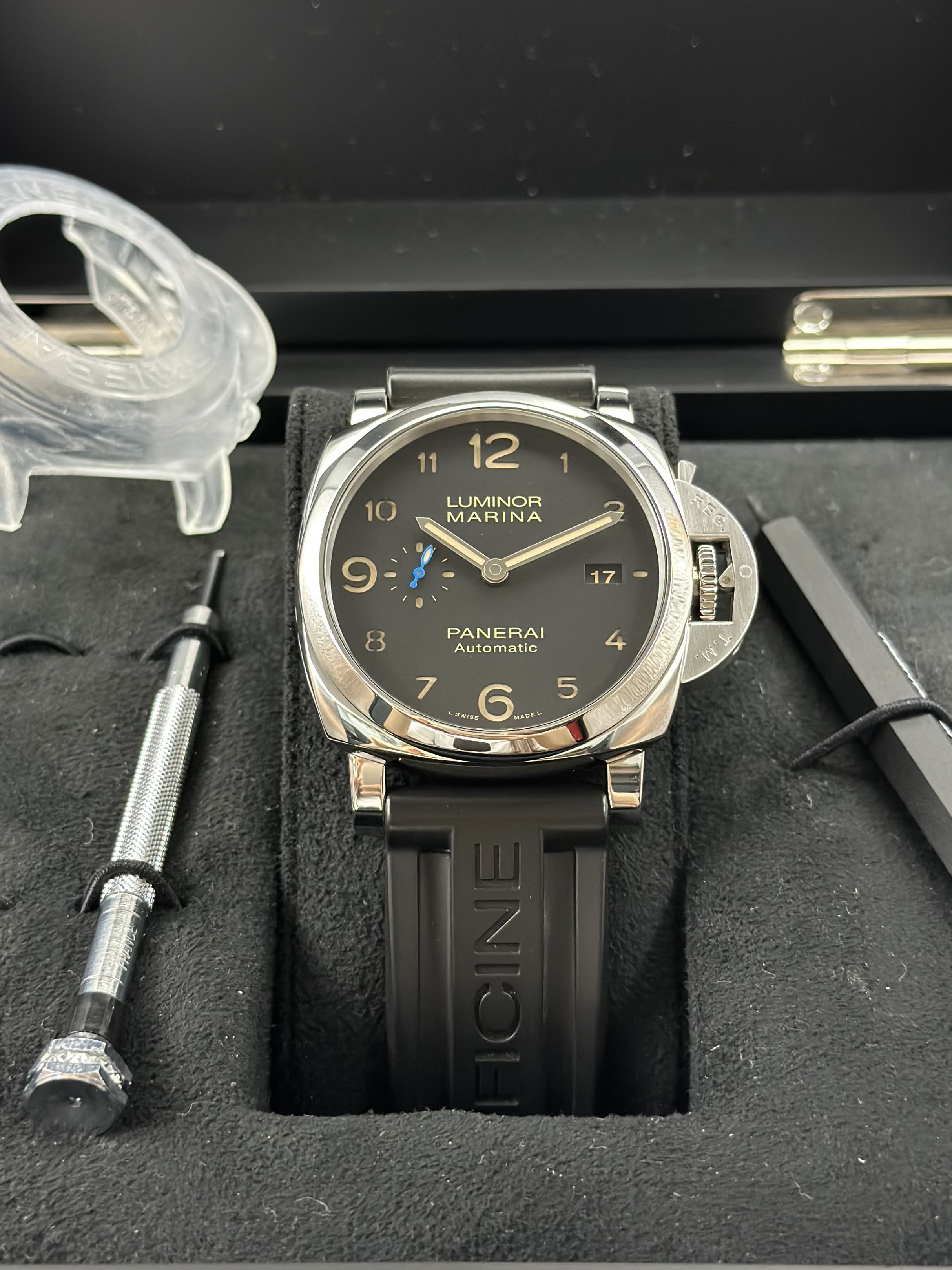 Panerai PAM01359