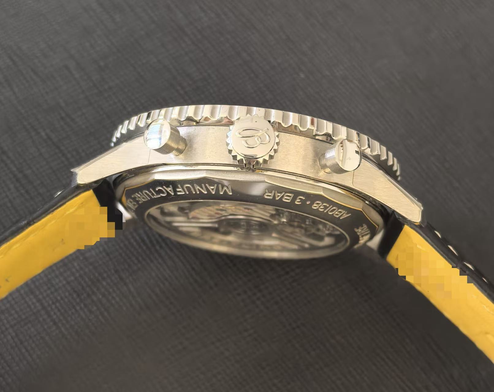 Breitling AB0138211B1P1 detail 2