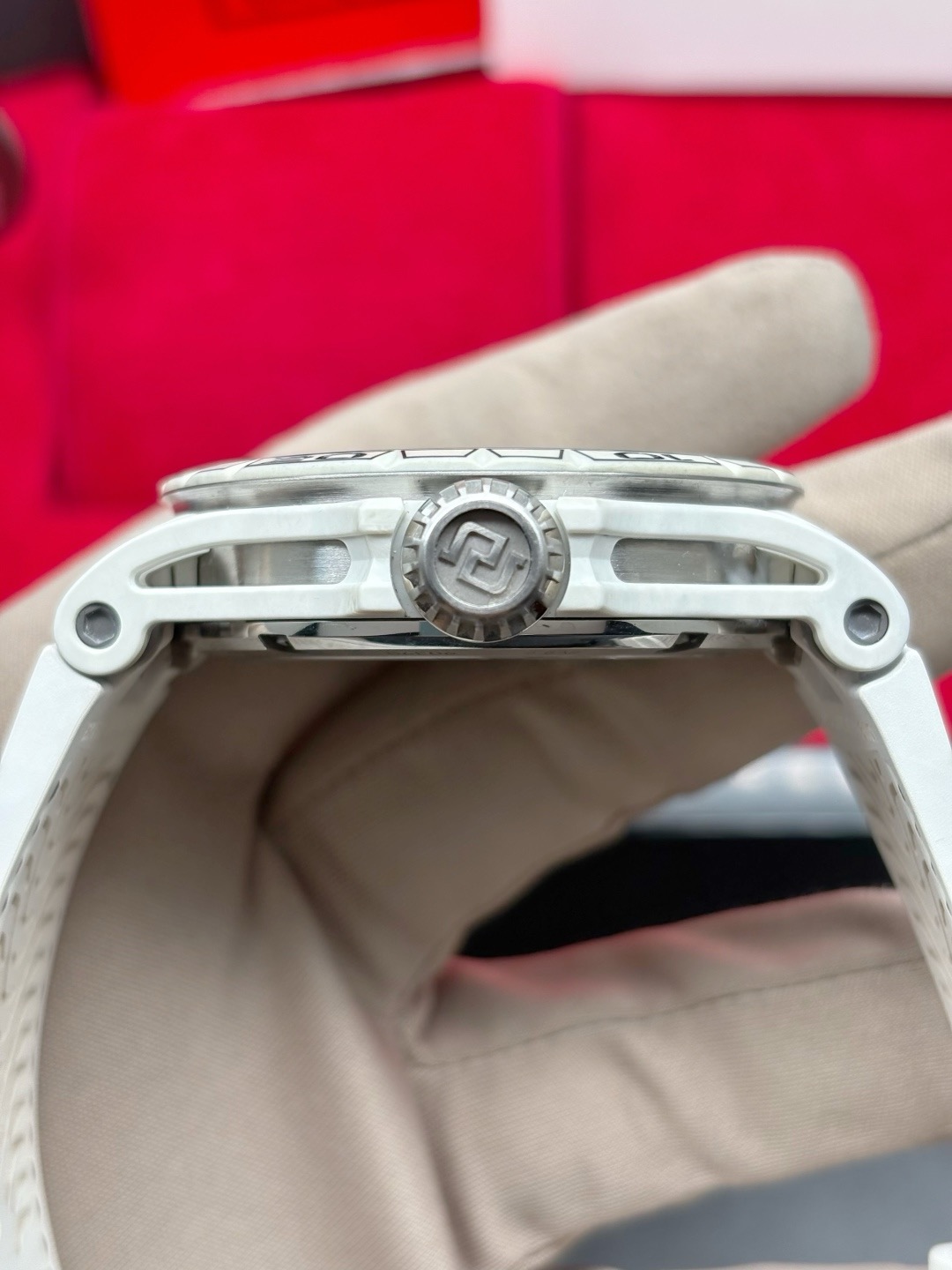 Roger Dubuis RDDBEX0947 detail 3