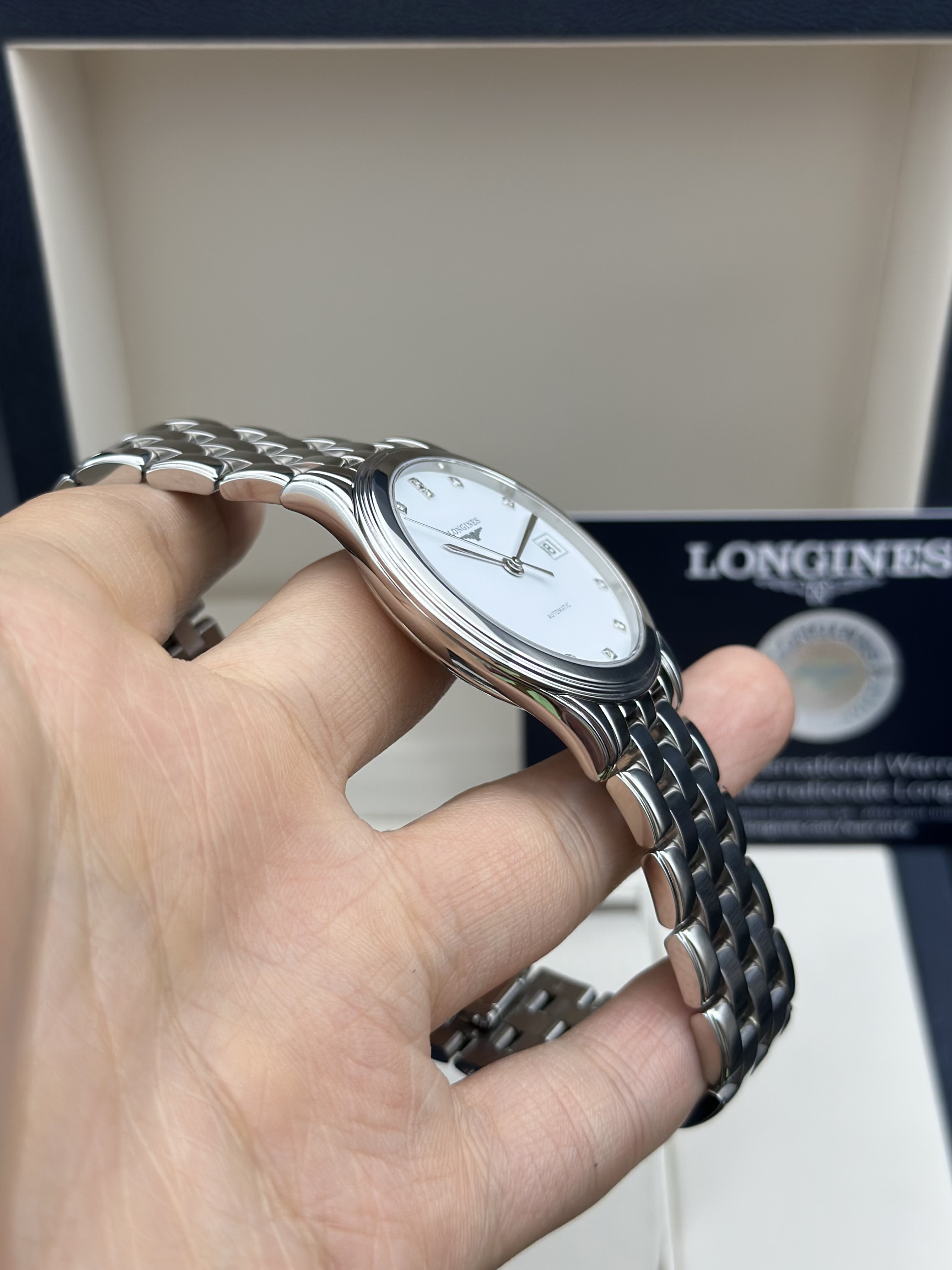 Longines L4.774.4.27.4 detail 2