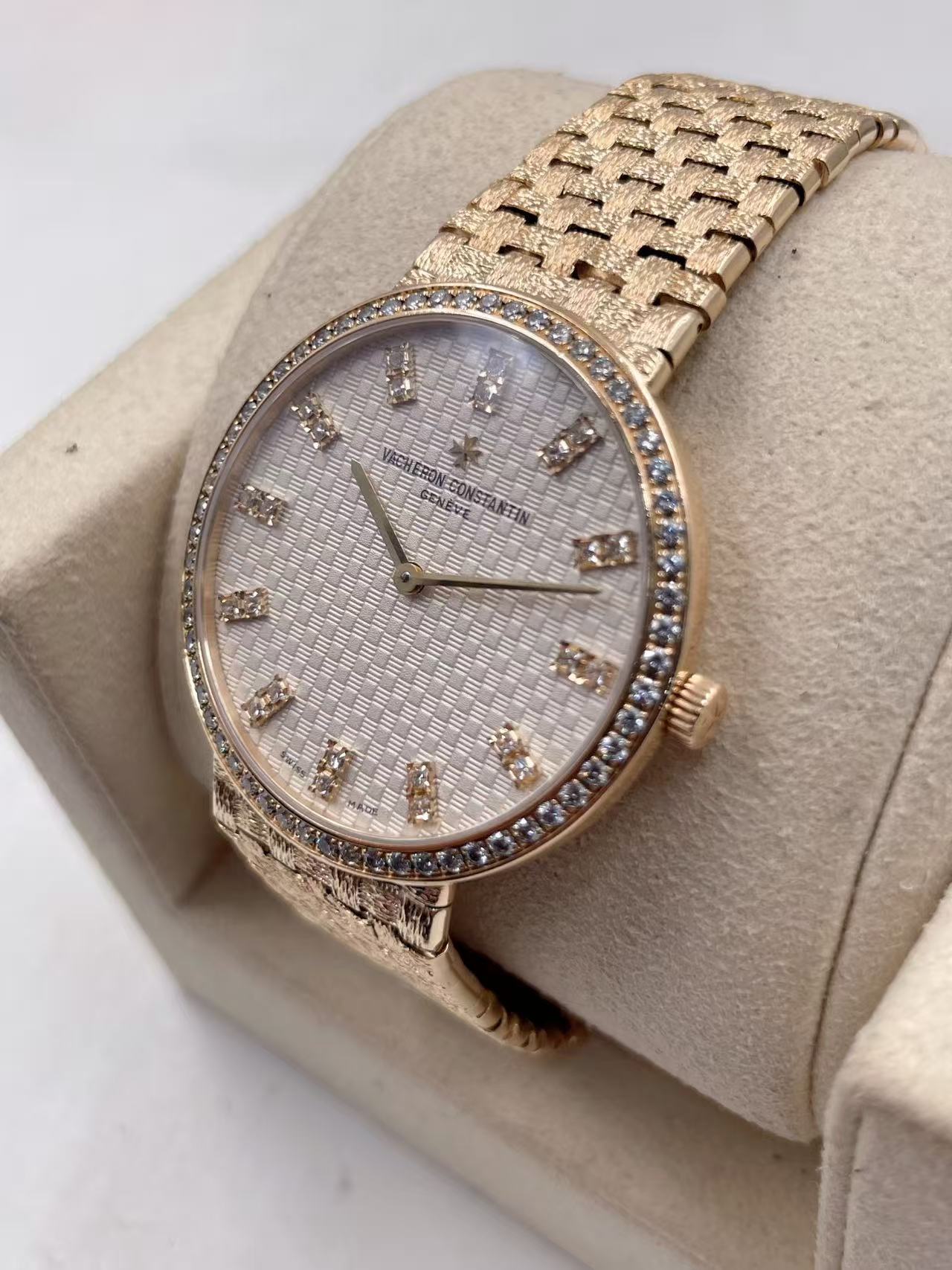 Vacheron Constantin 81562 / 206J detail 1