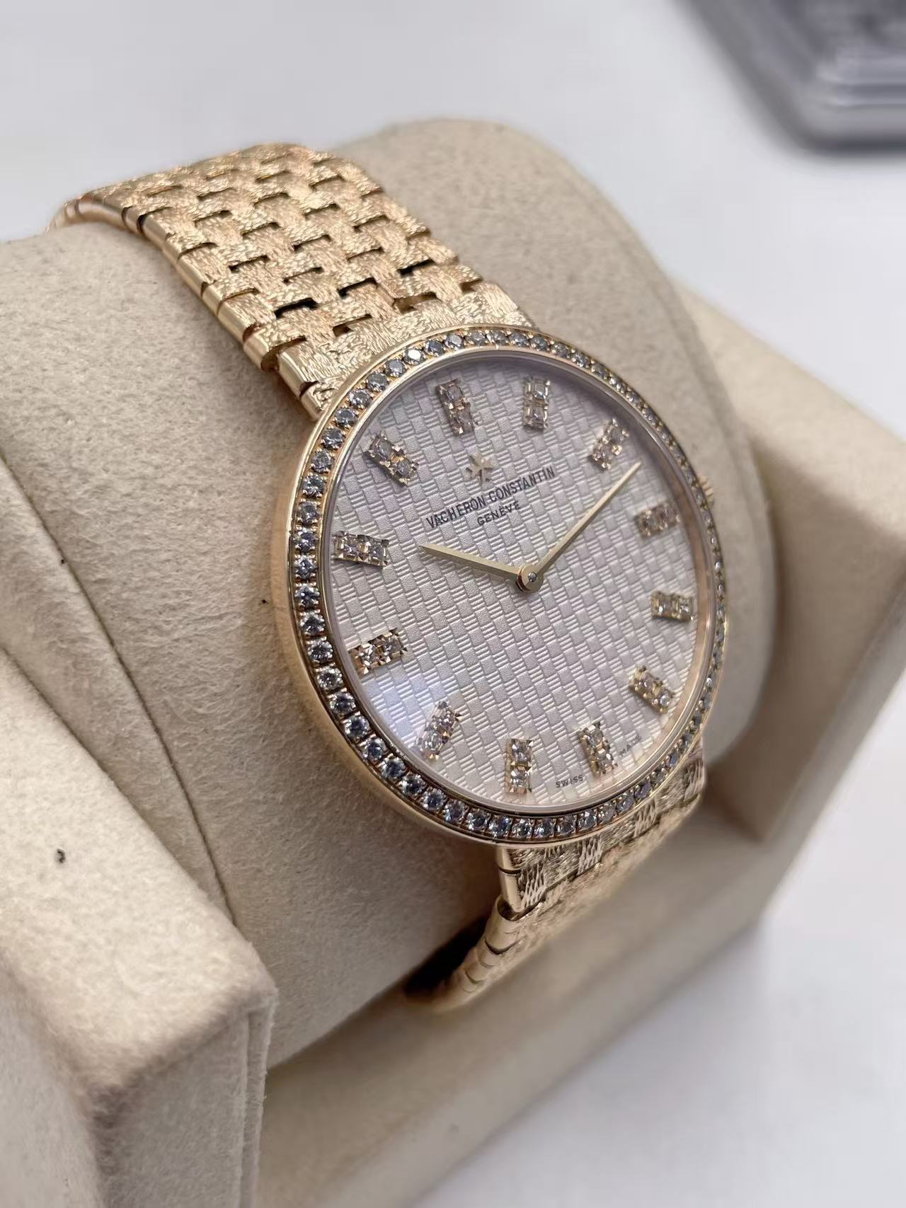 Vacheron Constantin 81562 / 206J detail 2
