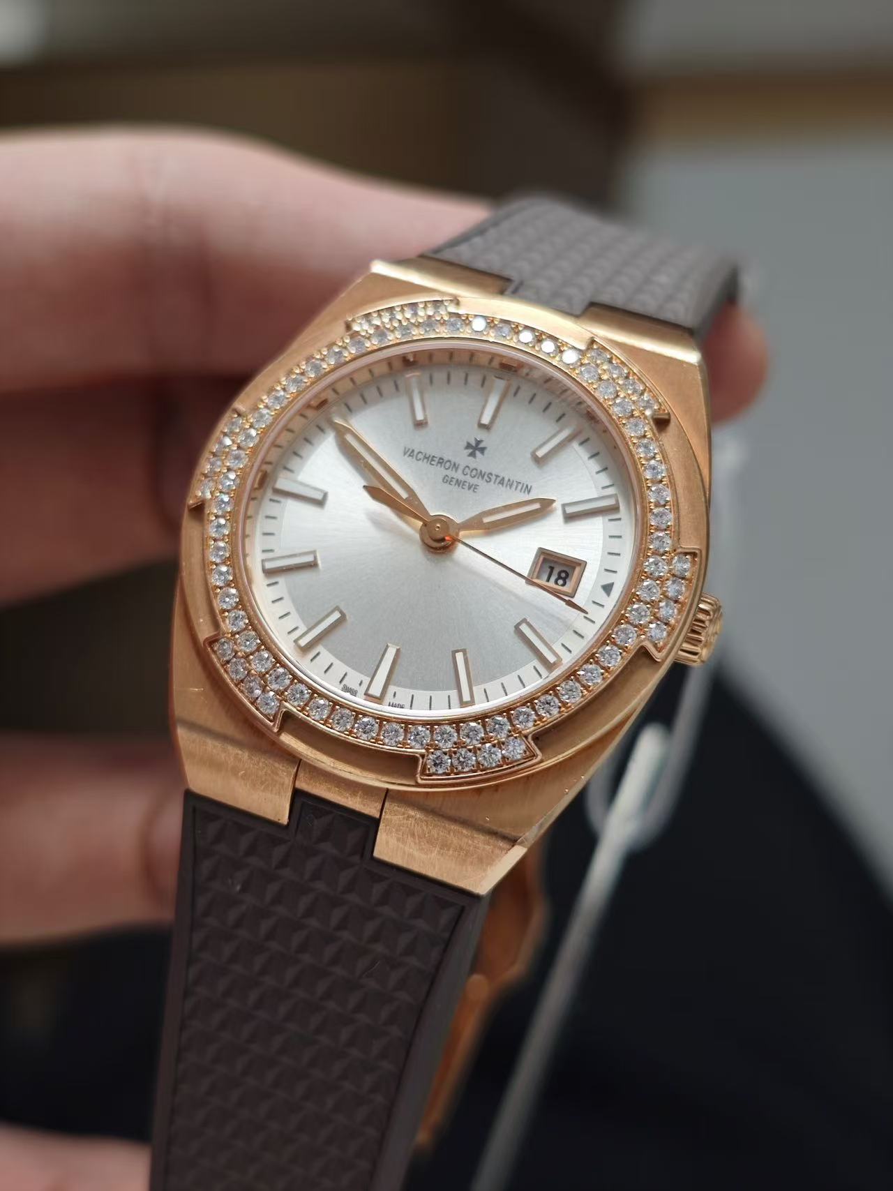 Vacheron Constantin 1205V / 000R-B592 detail 3