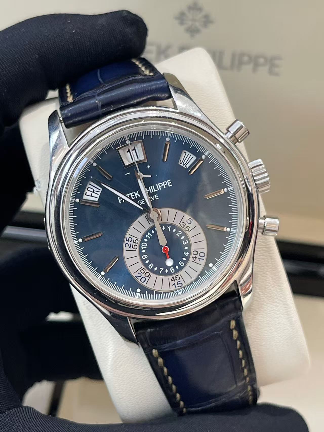 Patek Philippe 5960P-015 detail 1