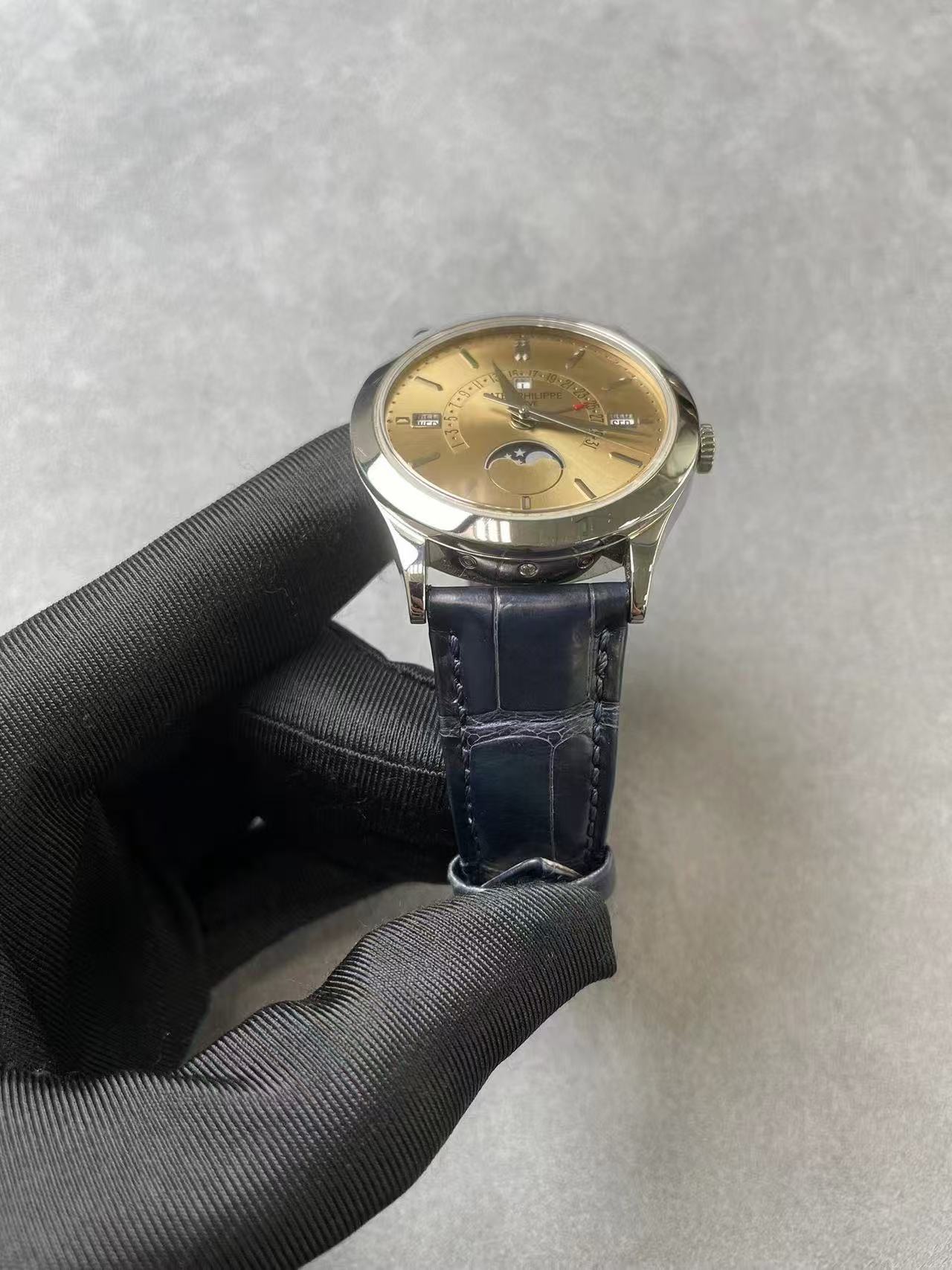 Patek Philippe 5496P-014 detail 7