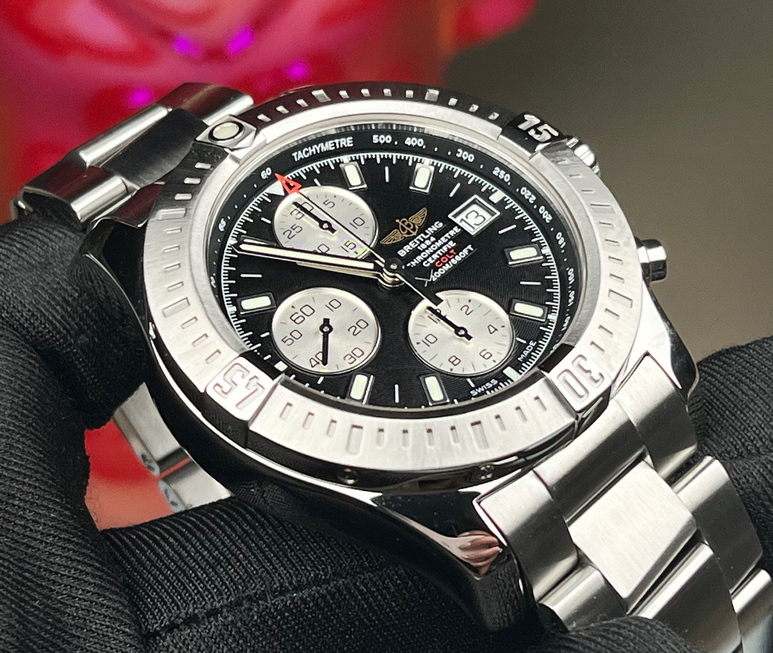 Breitling A13388111B1A1 detail 1