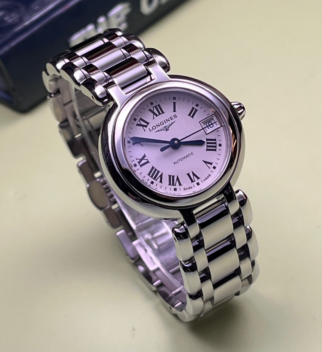 Longines L8.111.4.71.6 detail 3