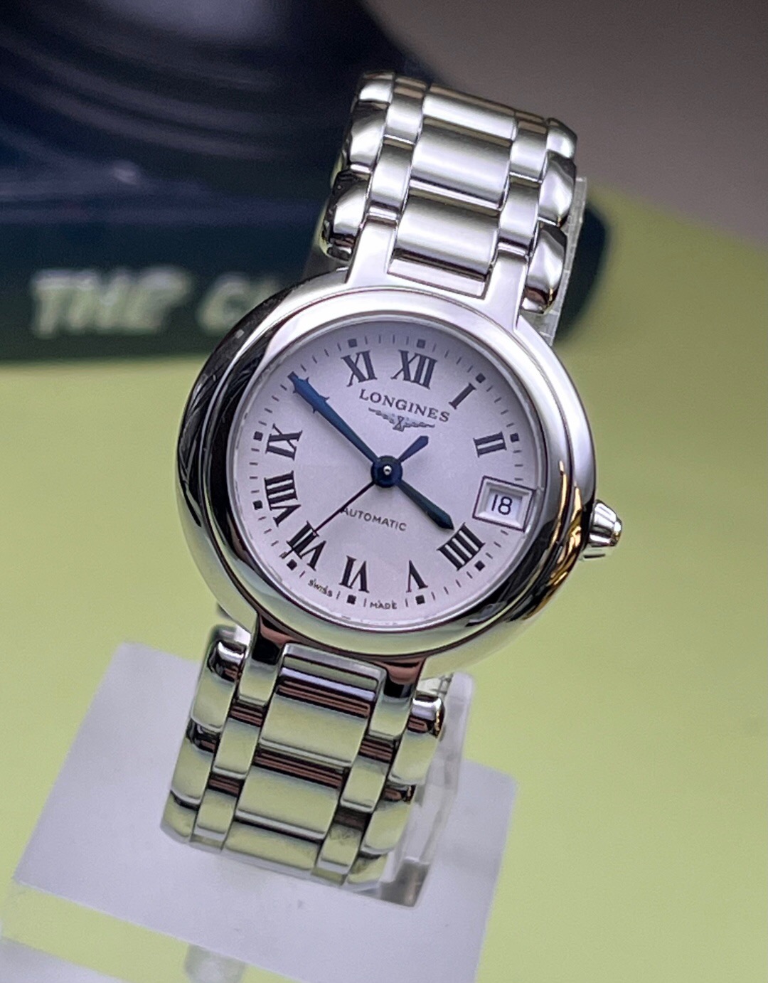 Longines L8.111.4.71.6 detail 1