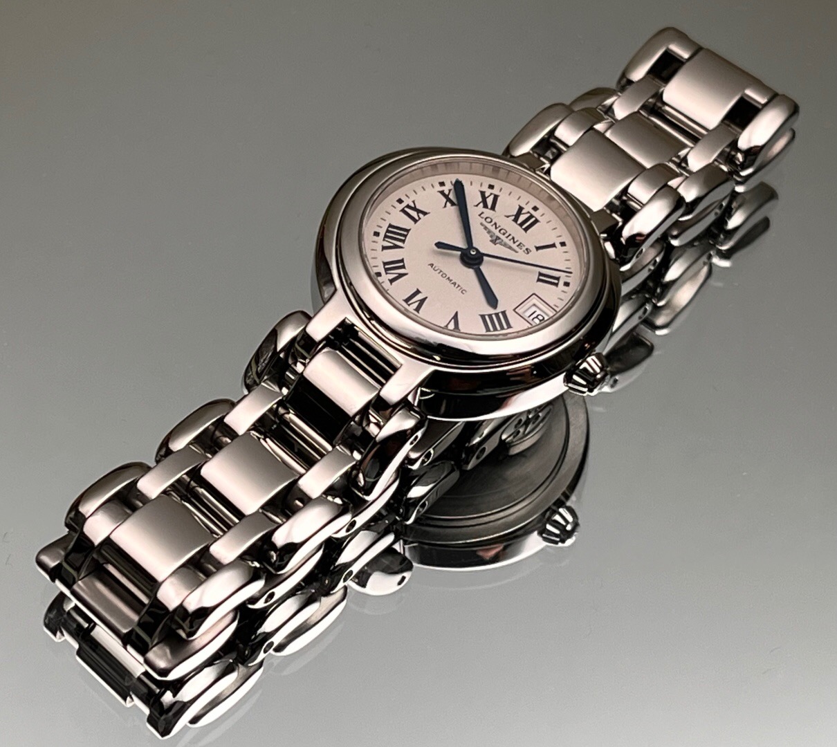 Longines L8.111.4.71.6 detail 2