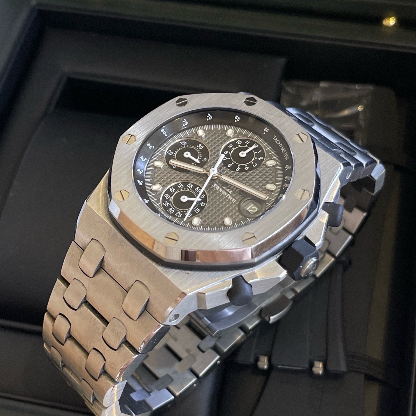 Audemars Piguet 26238TI.OO.2000TI.01 detail 5