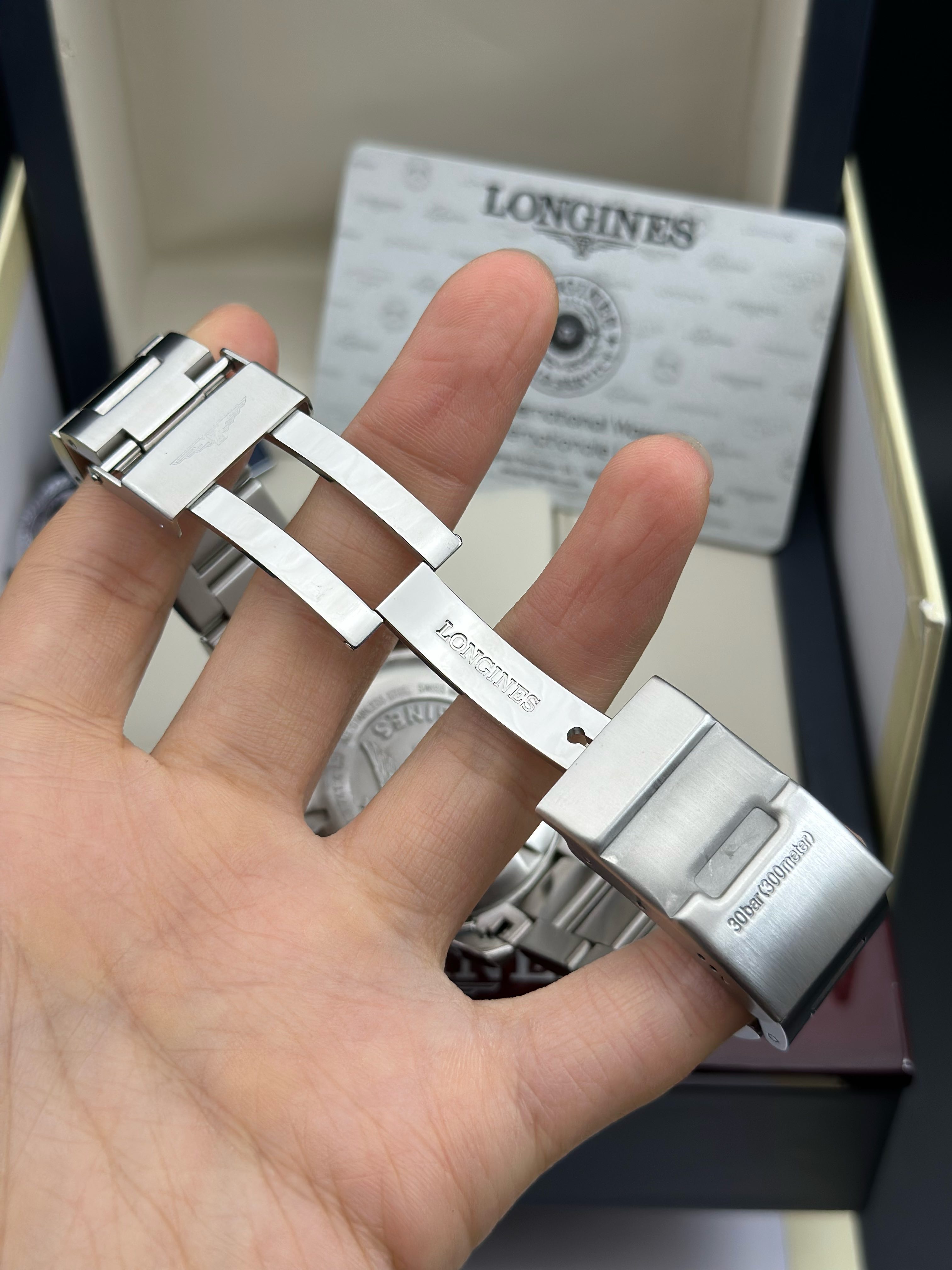 Longines L3.741.4.96.6 detail 5