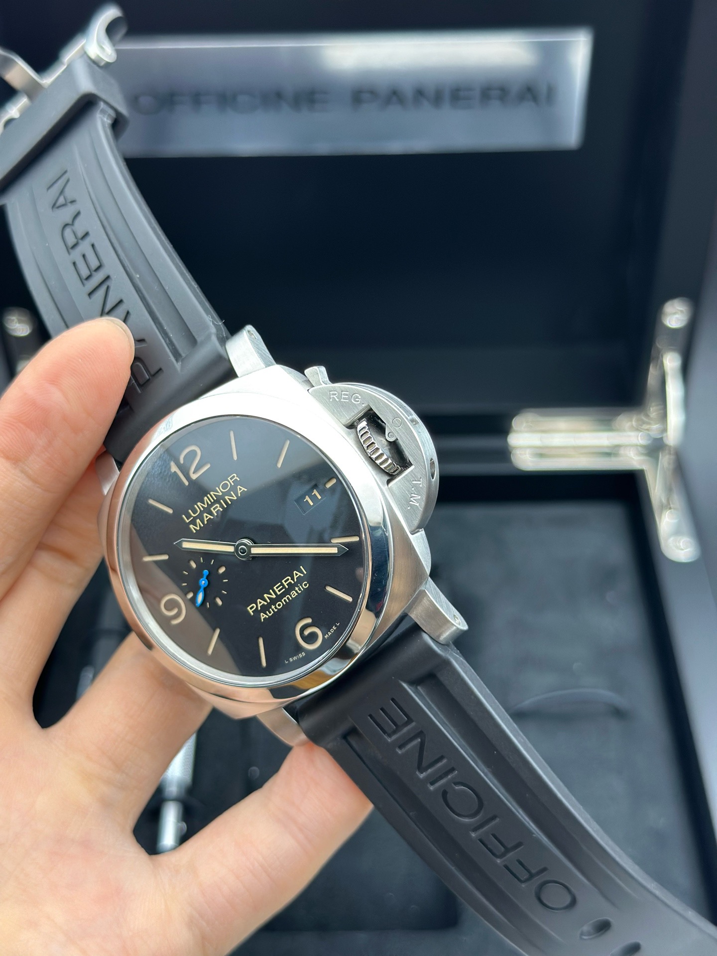 Panerai PAM01312 detail 3