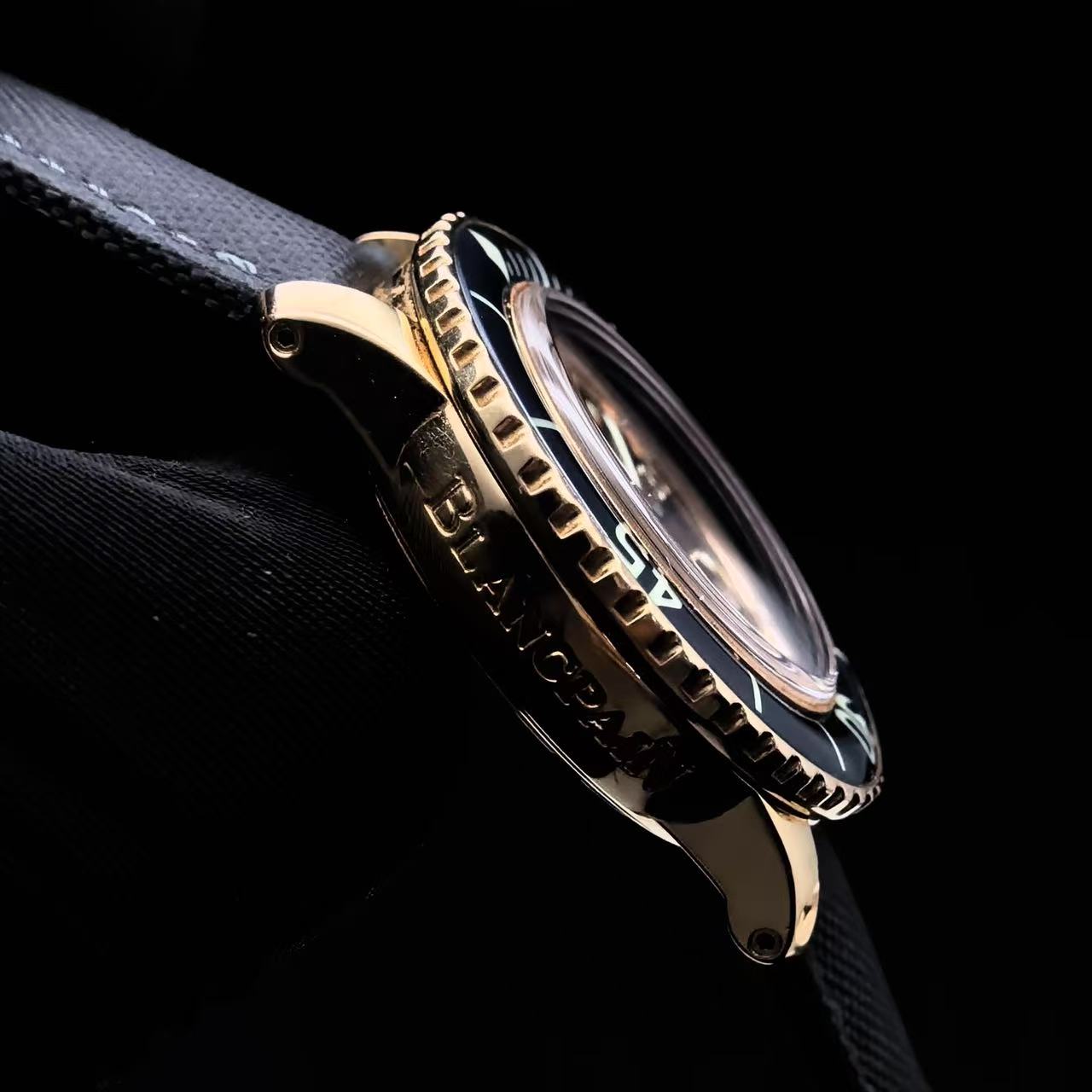Blancpain 5025 3630 52A detail 4