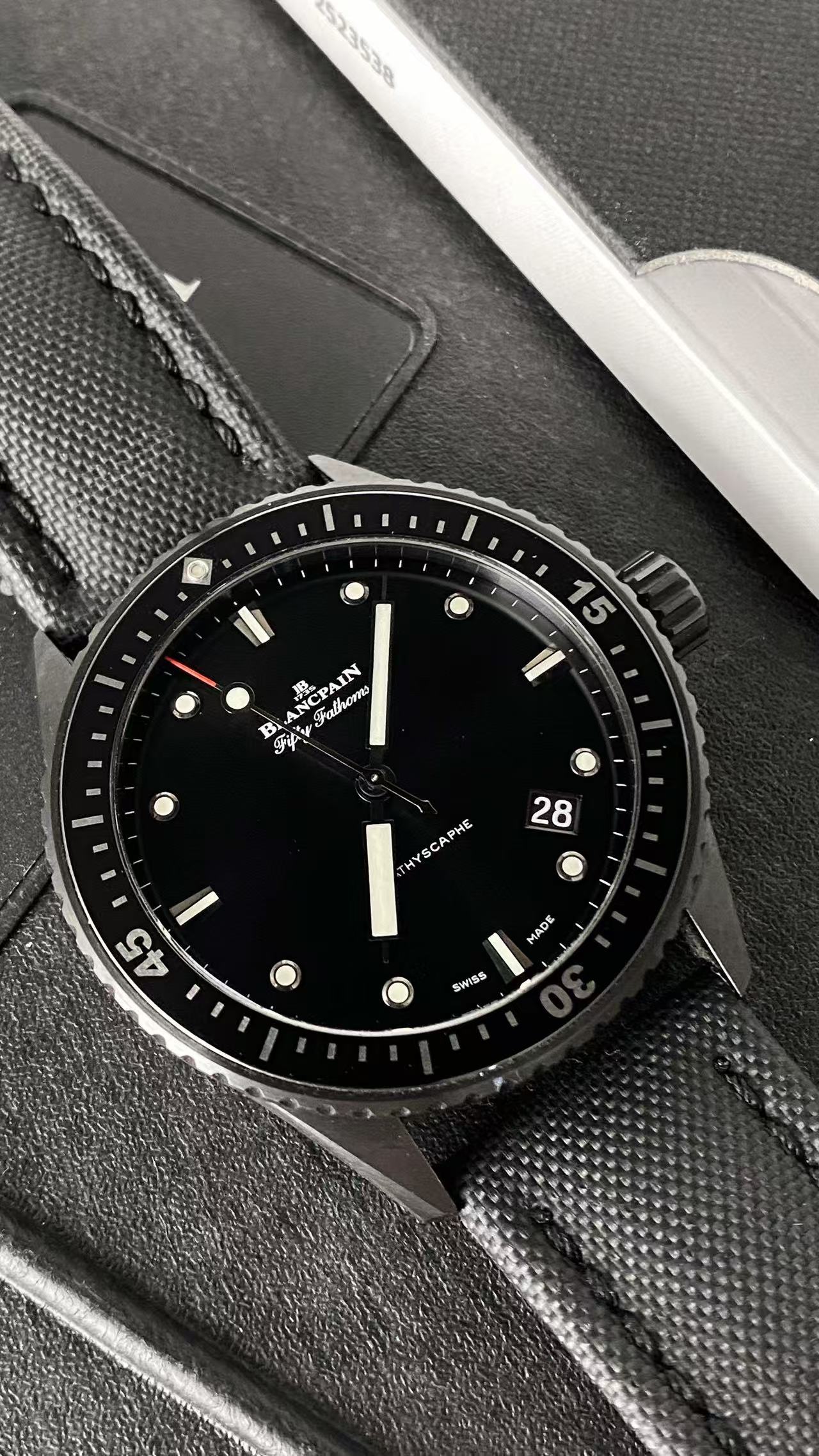 Blancpain 5000-0130-B52A detail 1