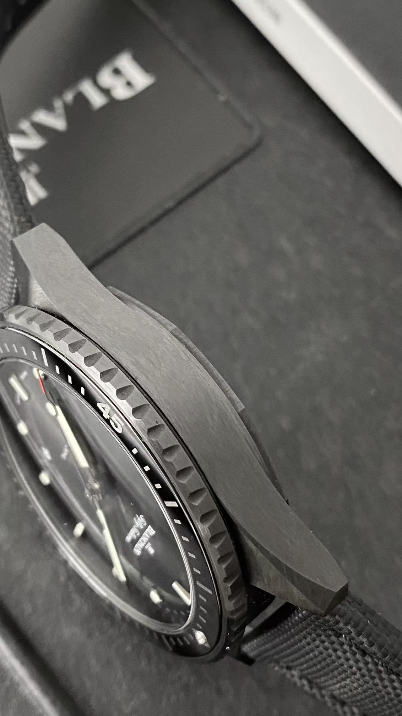 Blancpain 5000-0130-B52A detail 4