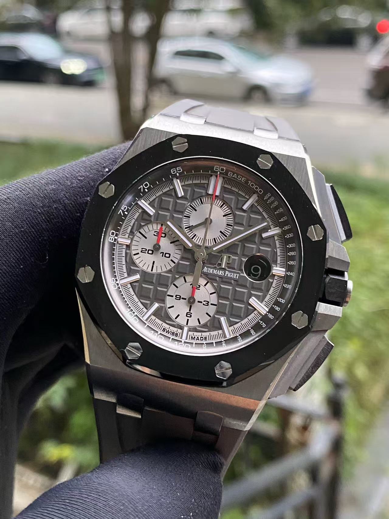 Audemars Piguet 26400IO.OO.A004CA.01 detail 2
