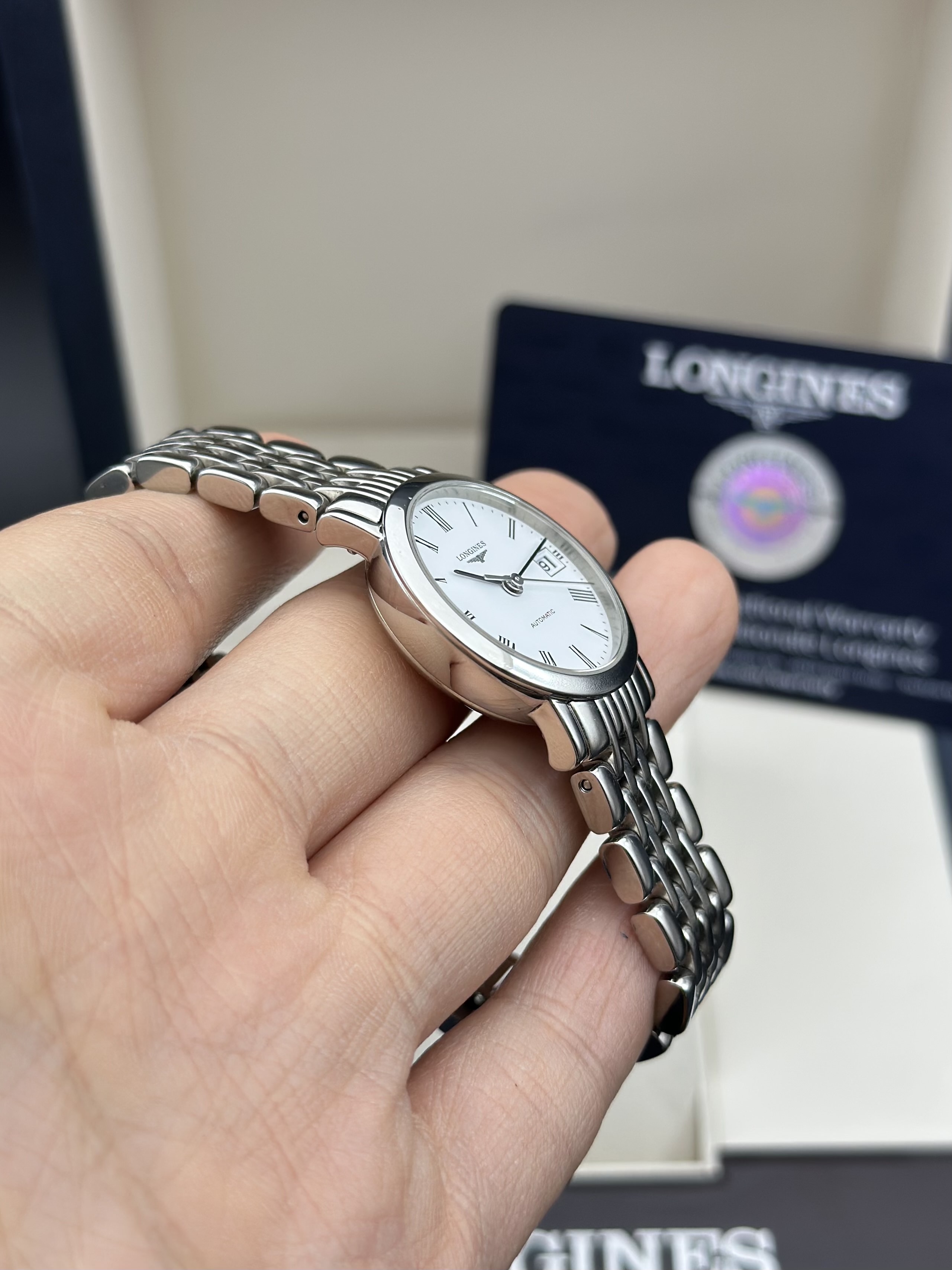 Longines L4.309.4.11.6 detail 2