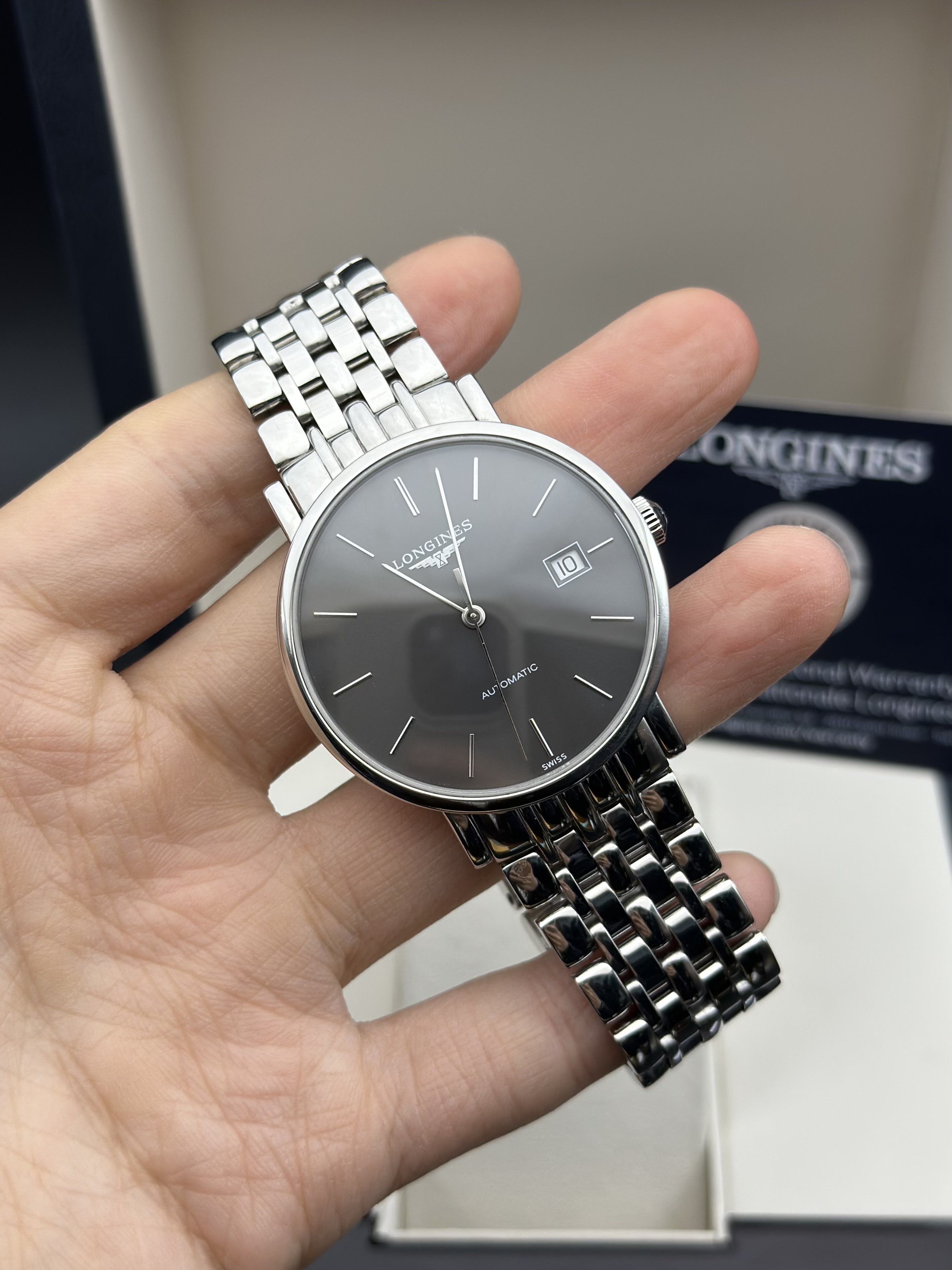 Longines L4.810.4.72.6 detail 1