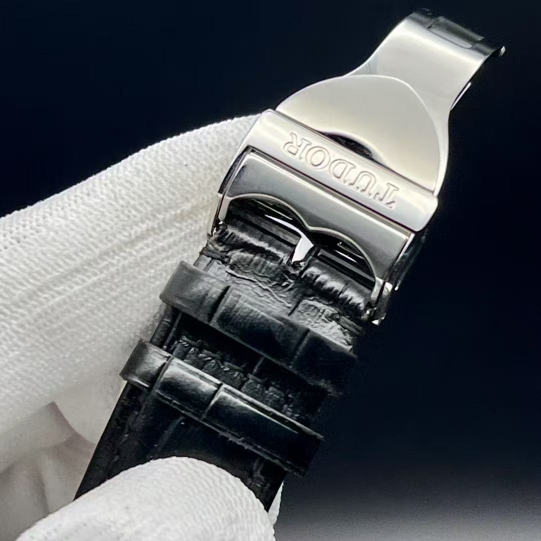 Tudor M79360N-0007 detail 6