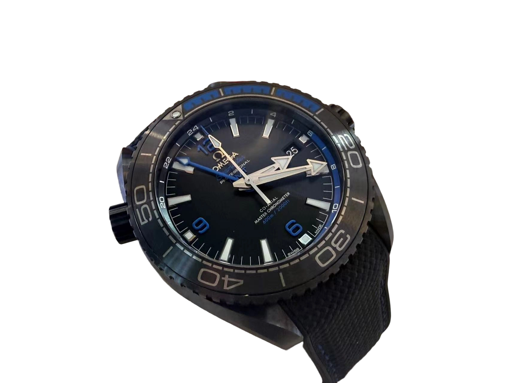 Omega 215.92.46.22.01.002 detail 1