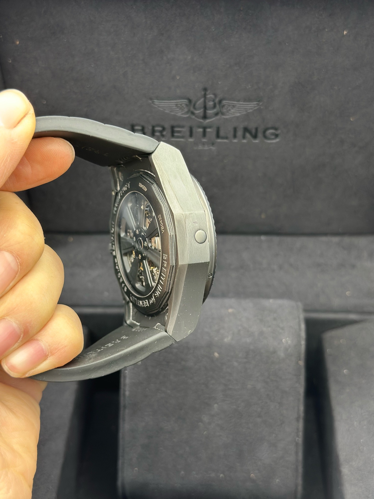 Breitling VB043222 / BD69 detail 5