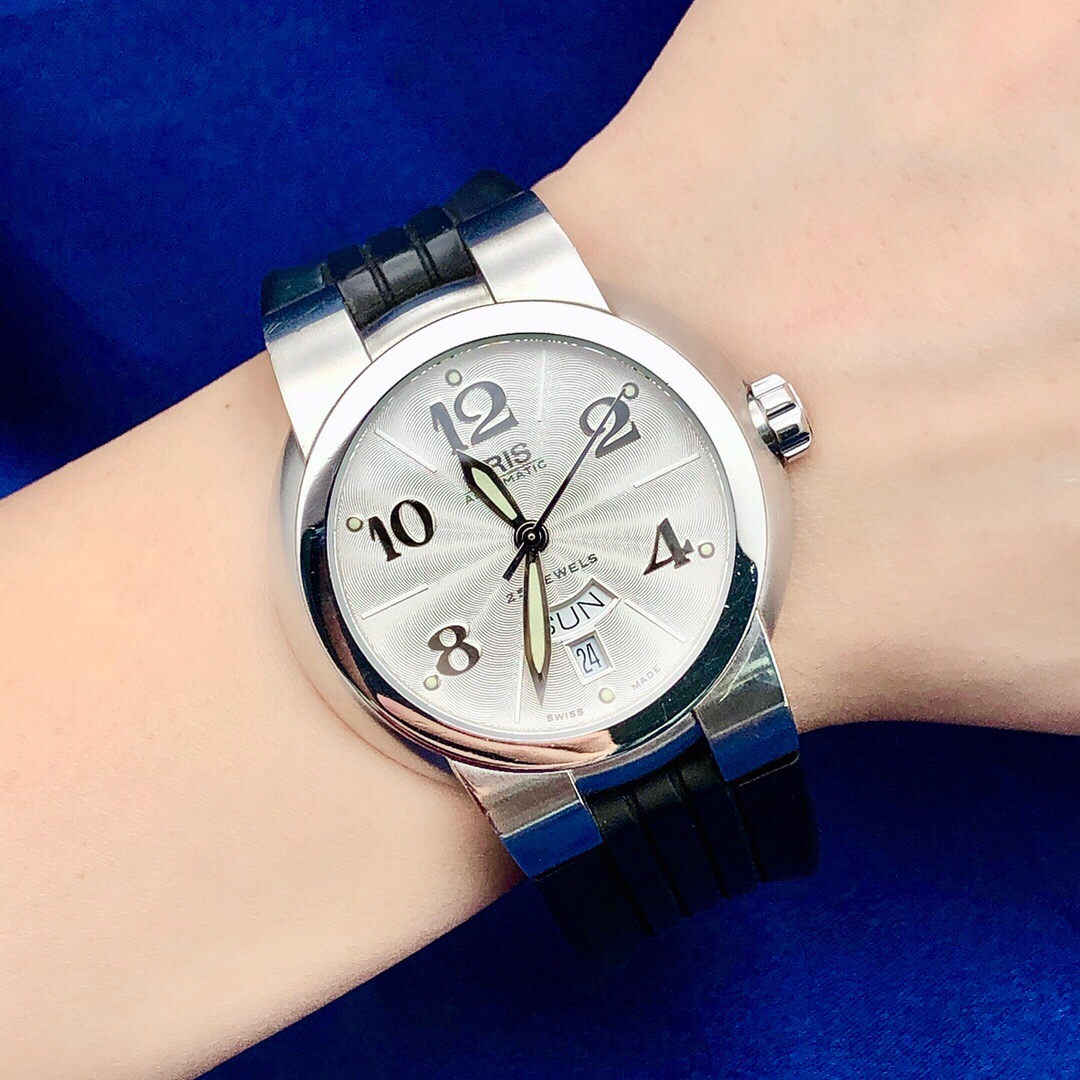 Oris Vintage detail 2
