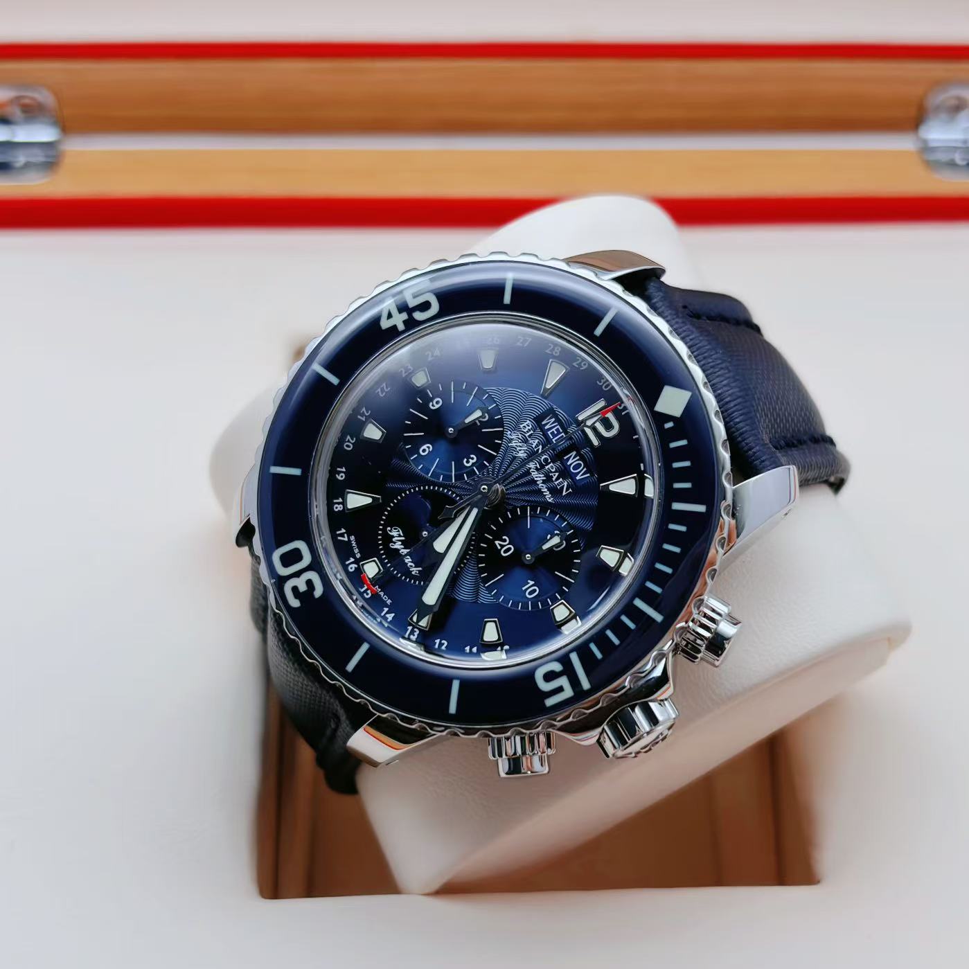 Blancpain 5066F 1140 52B detail 3
