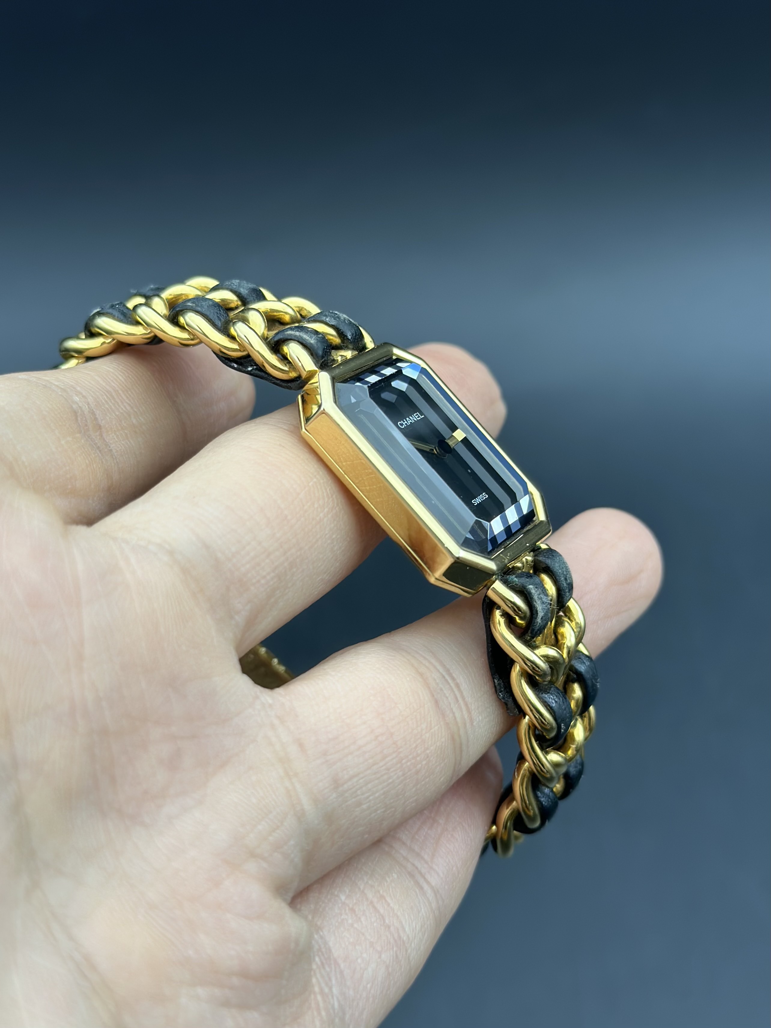 Chanel H6951 detail 3