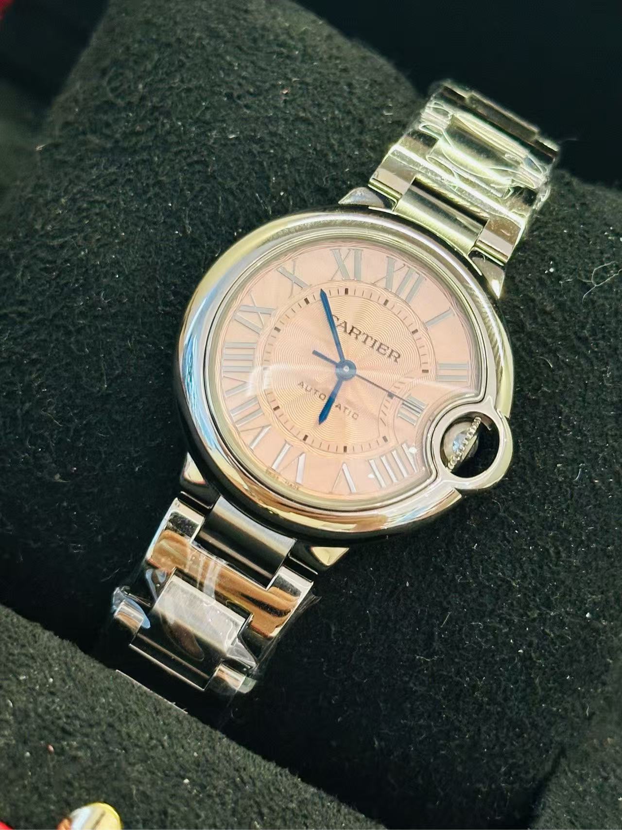 Cartier W6920100 detail 2