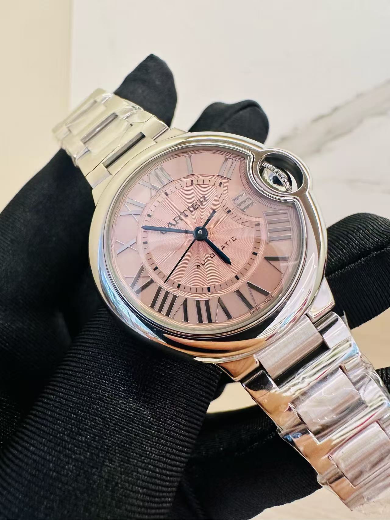 Cartier W6920100 detail 4