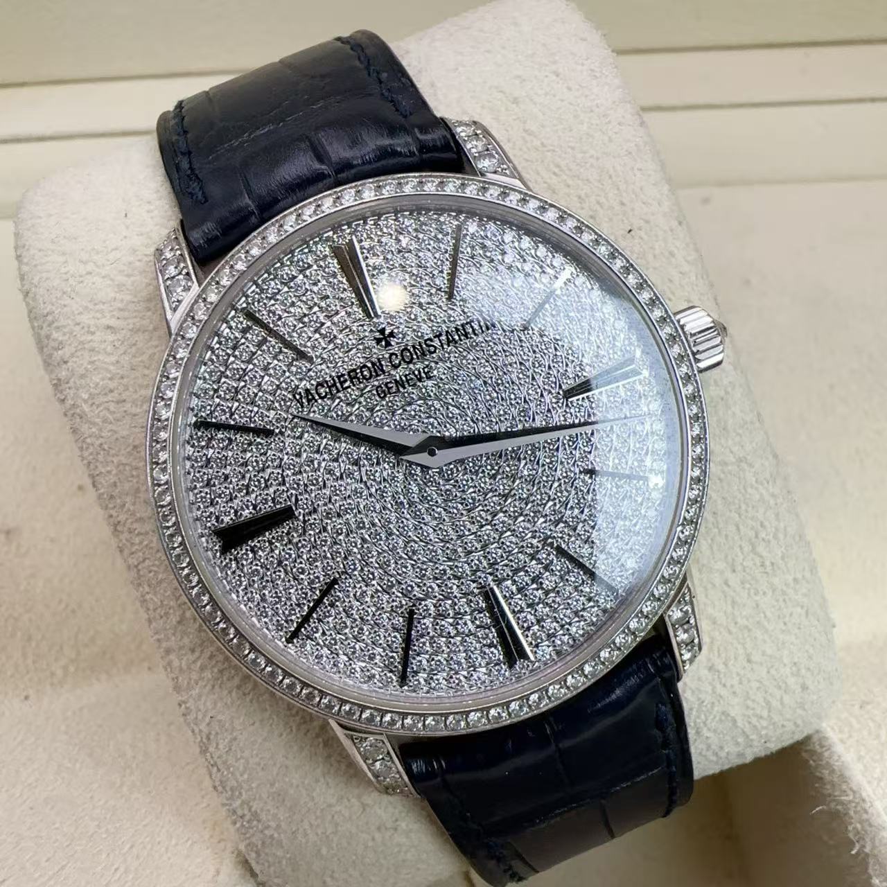 Vacheron Constantin 82673 / 000G-9821 detail 1