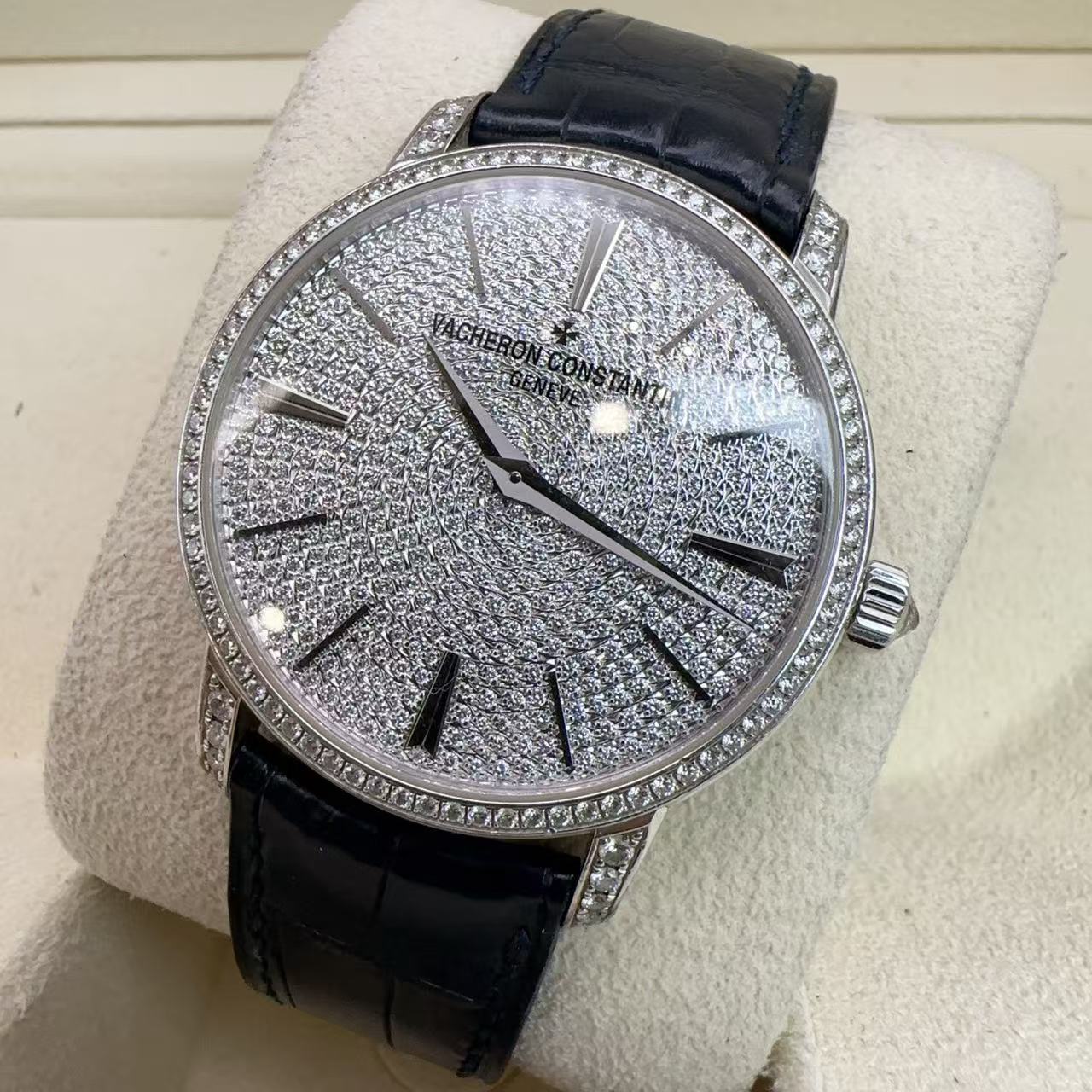 Vacheron Constantin 82673 / 000G-9821 detail 2