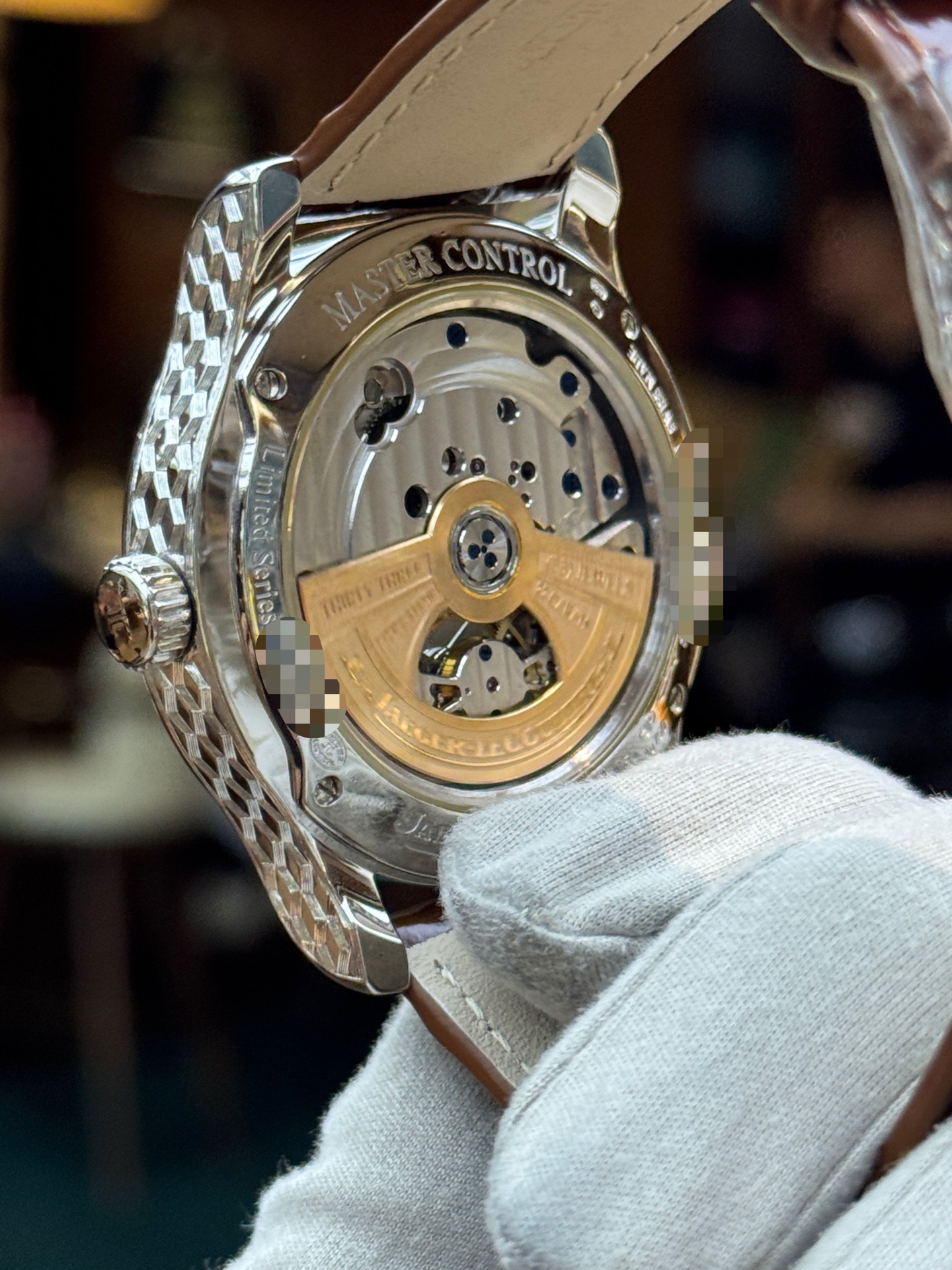 Jaeger-LeCoultre 16634E1 detail 3