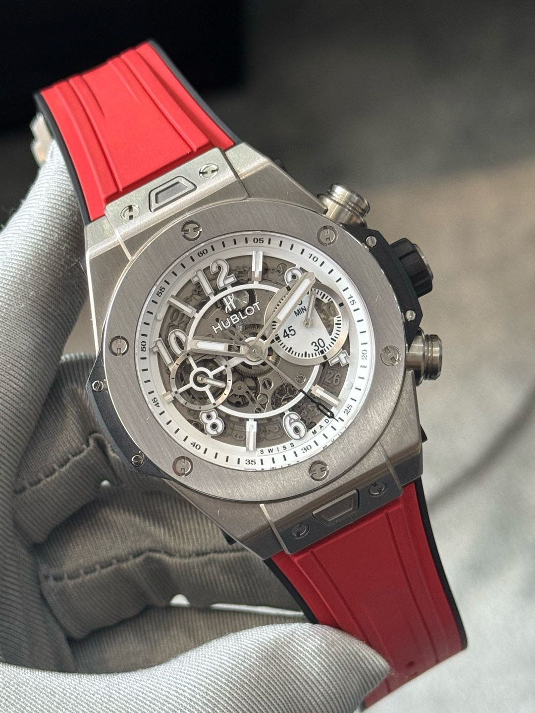 Hublot 411.NE.2010.LR.JSM15