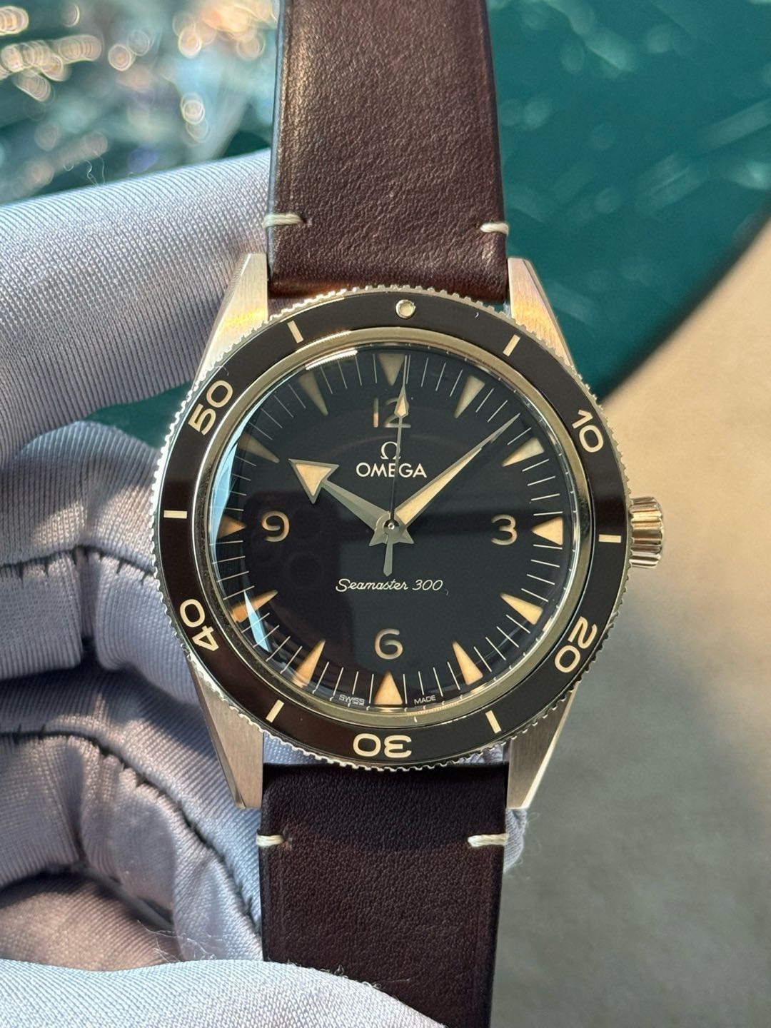 Omega 234.92.41.21.10.001 detail 1