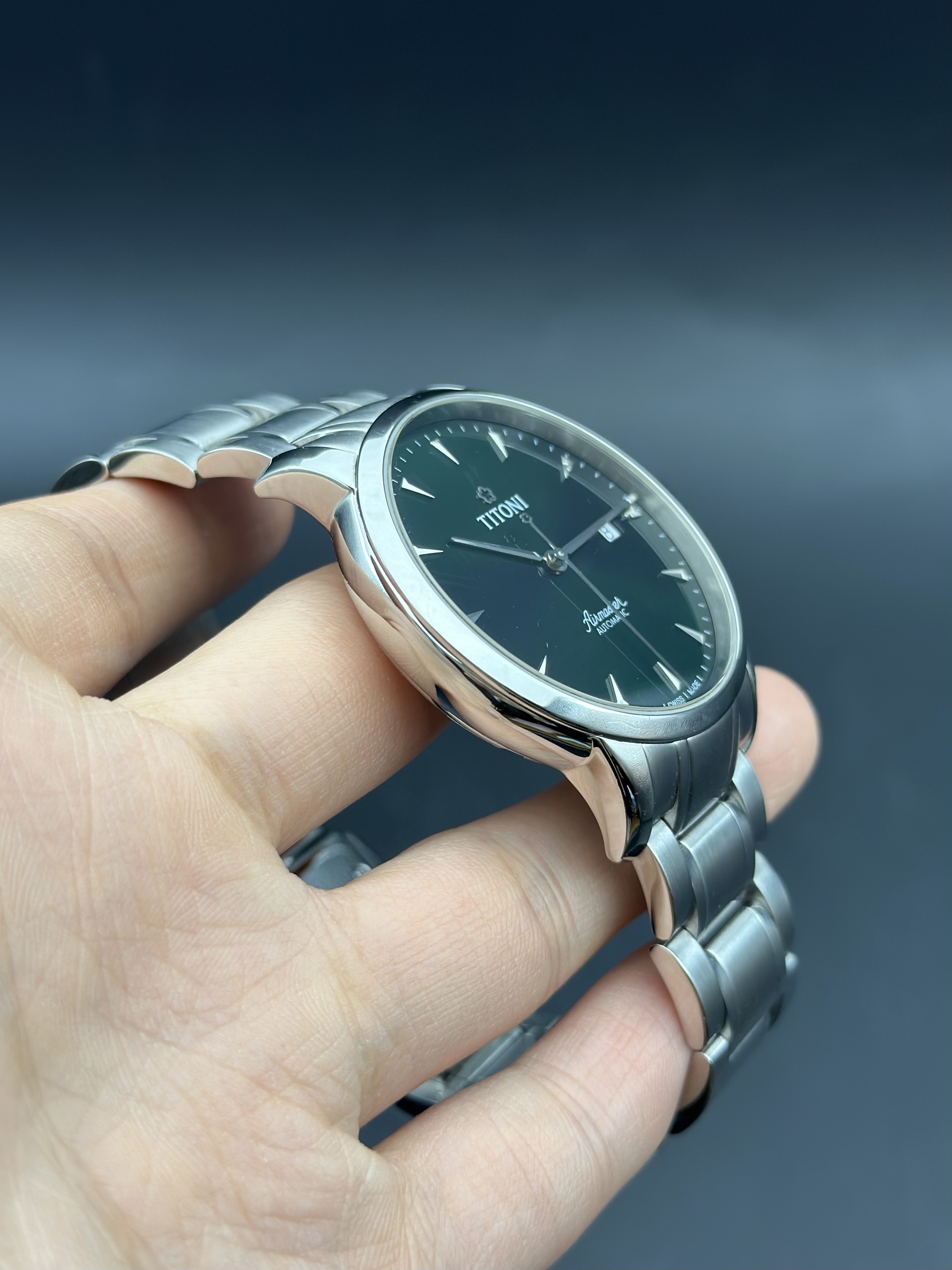 TITONI SW200-1 detail 3