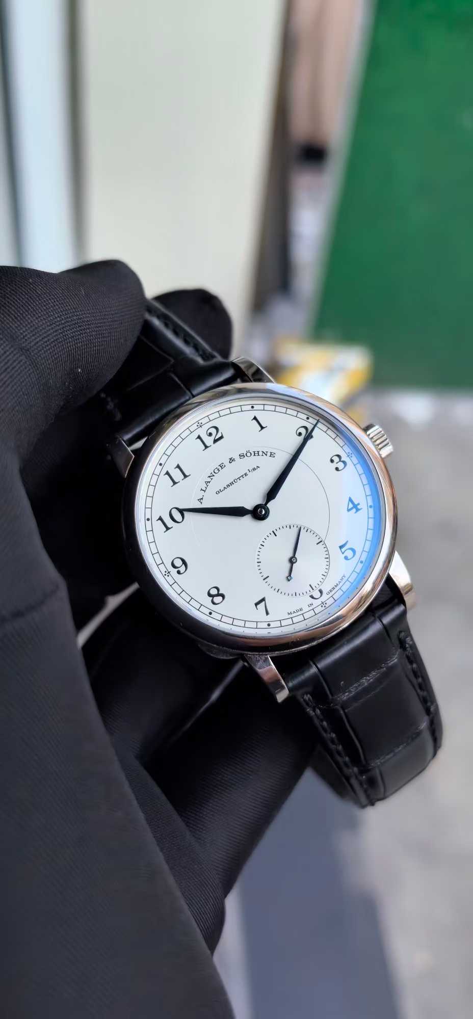 A. Lange & S&ouml;hne 235.049 detail 1