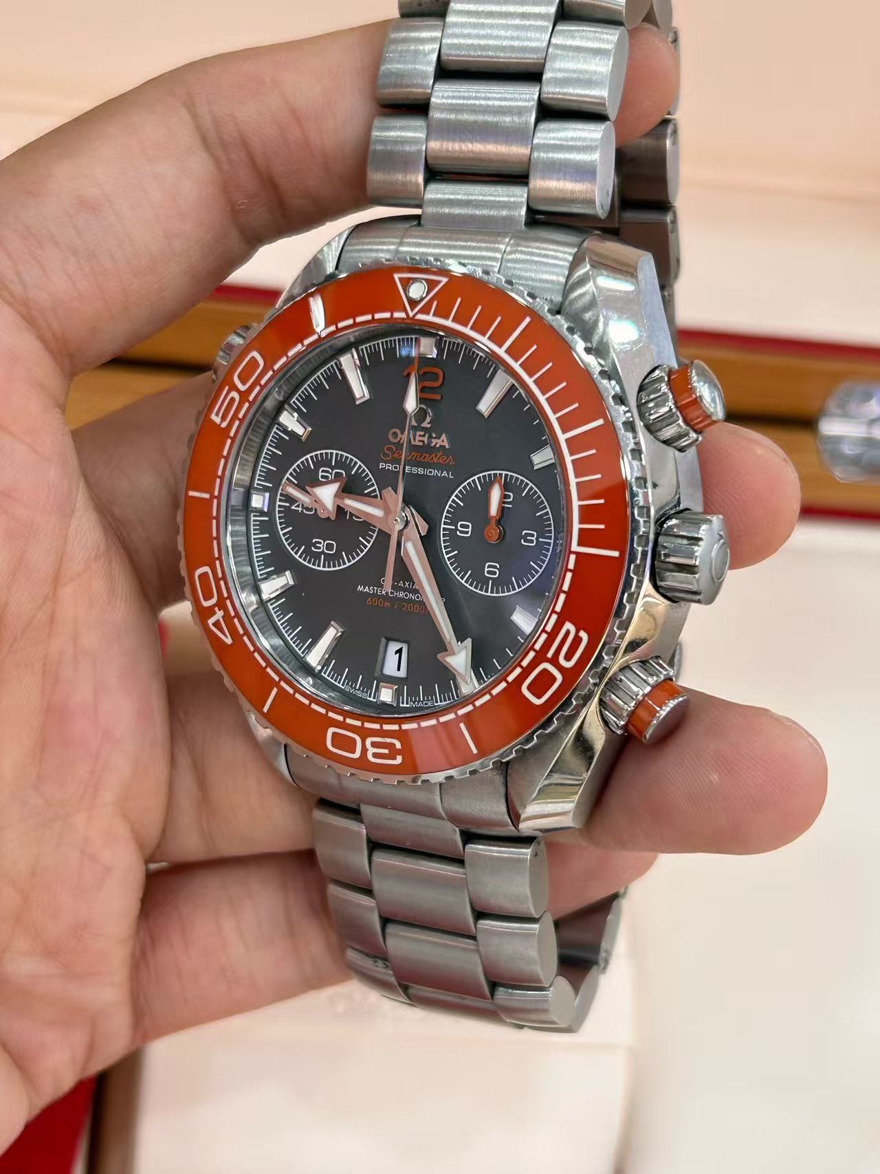 Omega 215.30.46.51.99.001