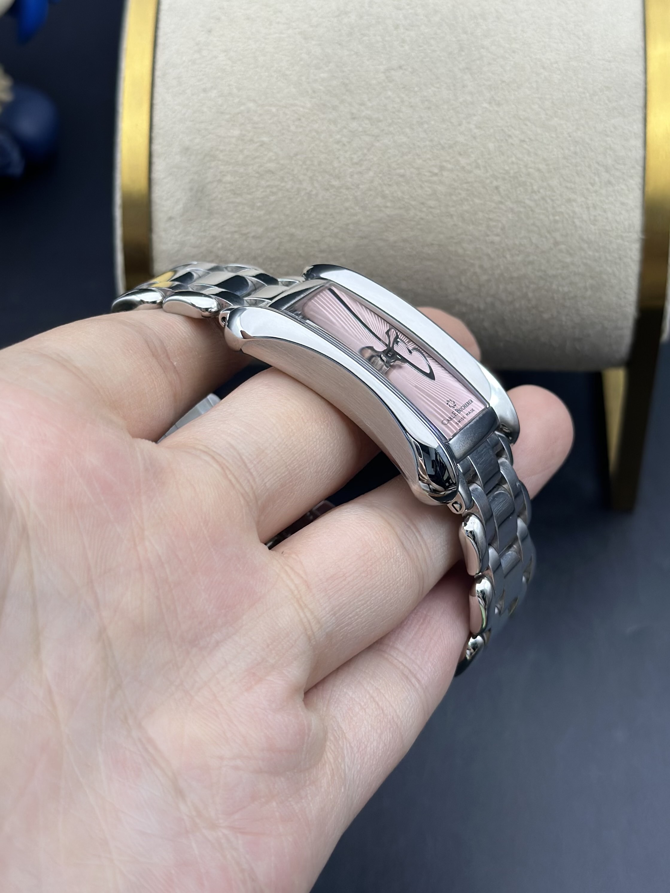 Carl F. Bucherer 00.10705.08.92.21 detail 2