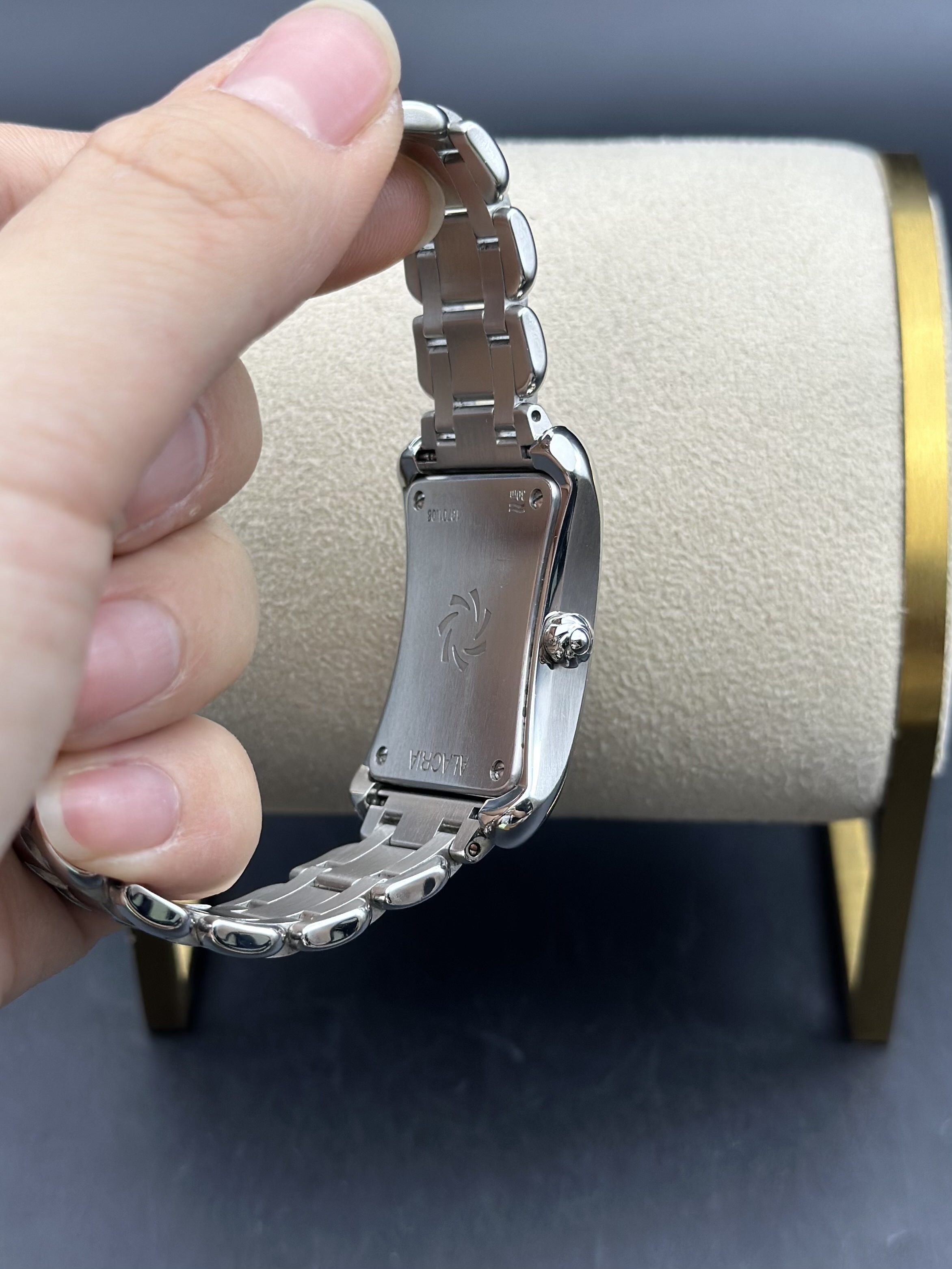Carl F. Bucherer 00.10705.08.92.21 detail 6