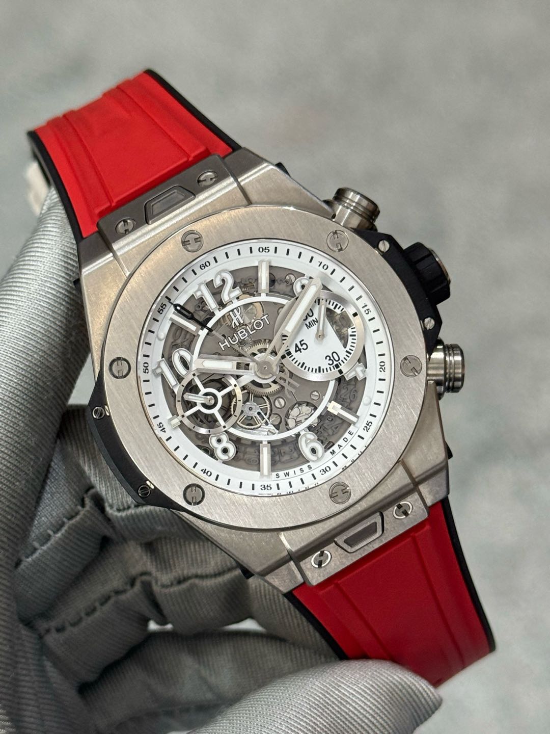 Hublot 411.NE.2010.LR detail 2