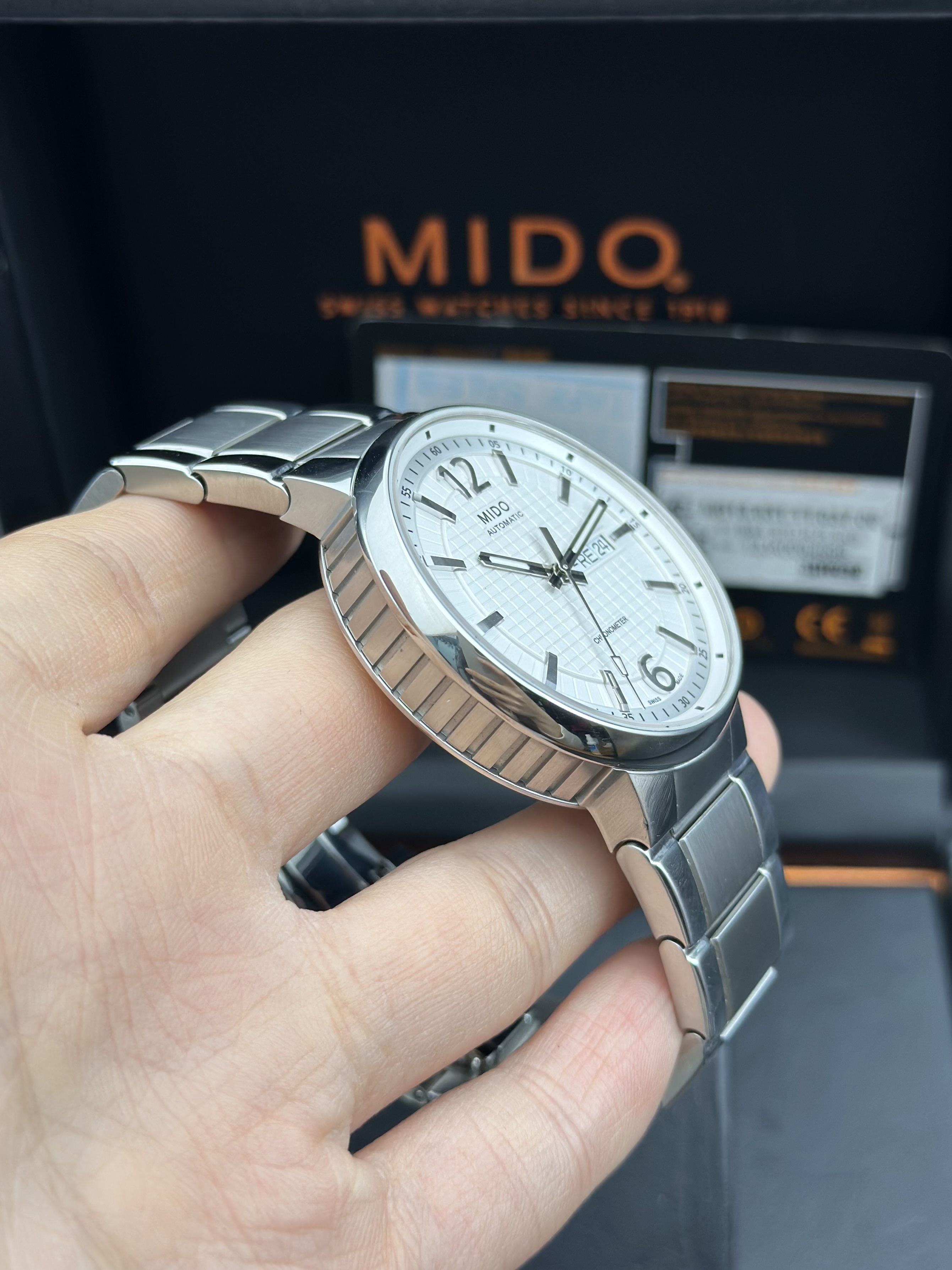 Mido M015.631.11.037.00 detail 2